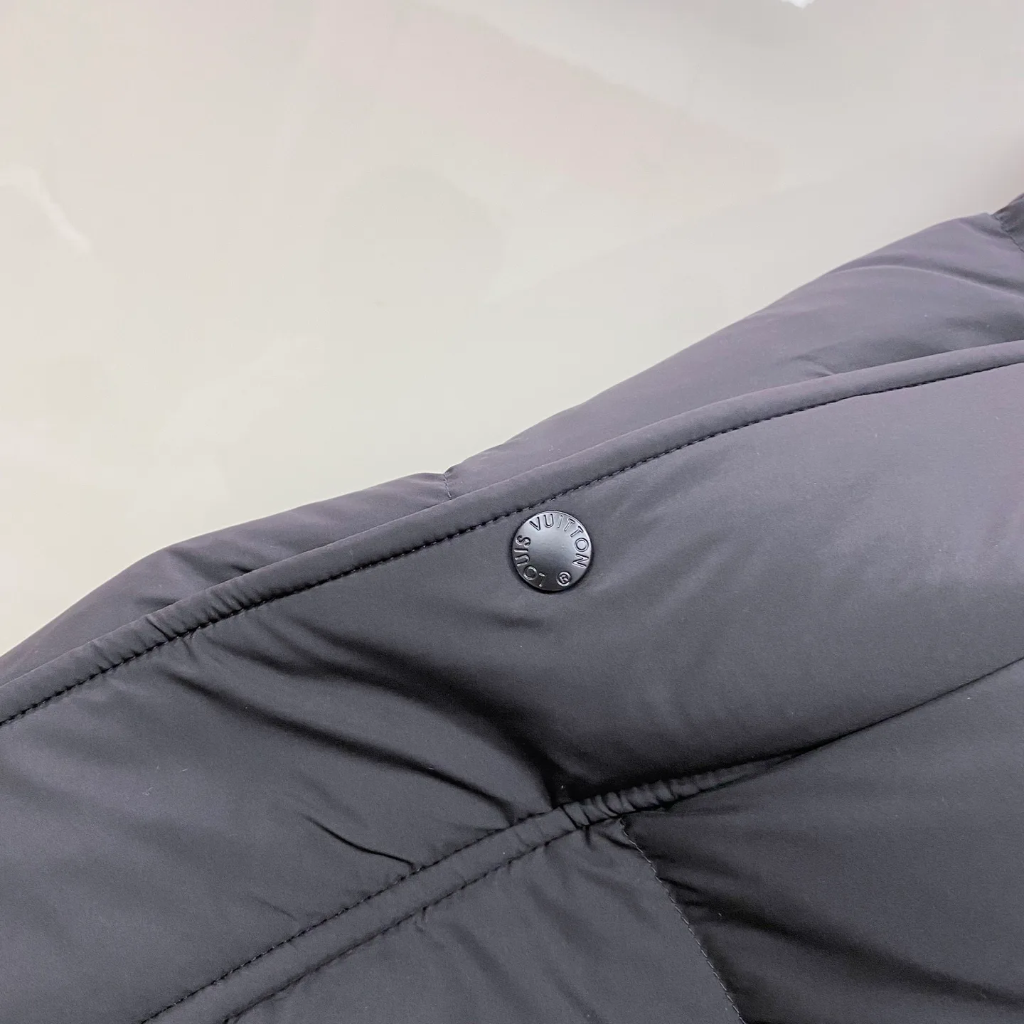 Куртки И Пуховики Мужские Louis Vuitton 1129746