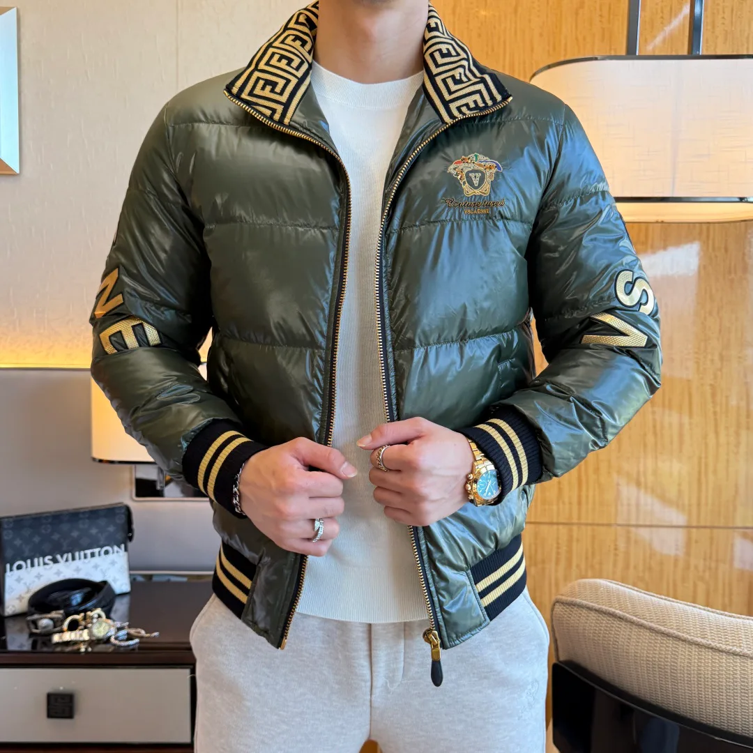 Куртки И Пуховики Мужские Versace 1236836