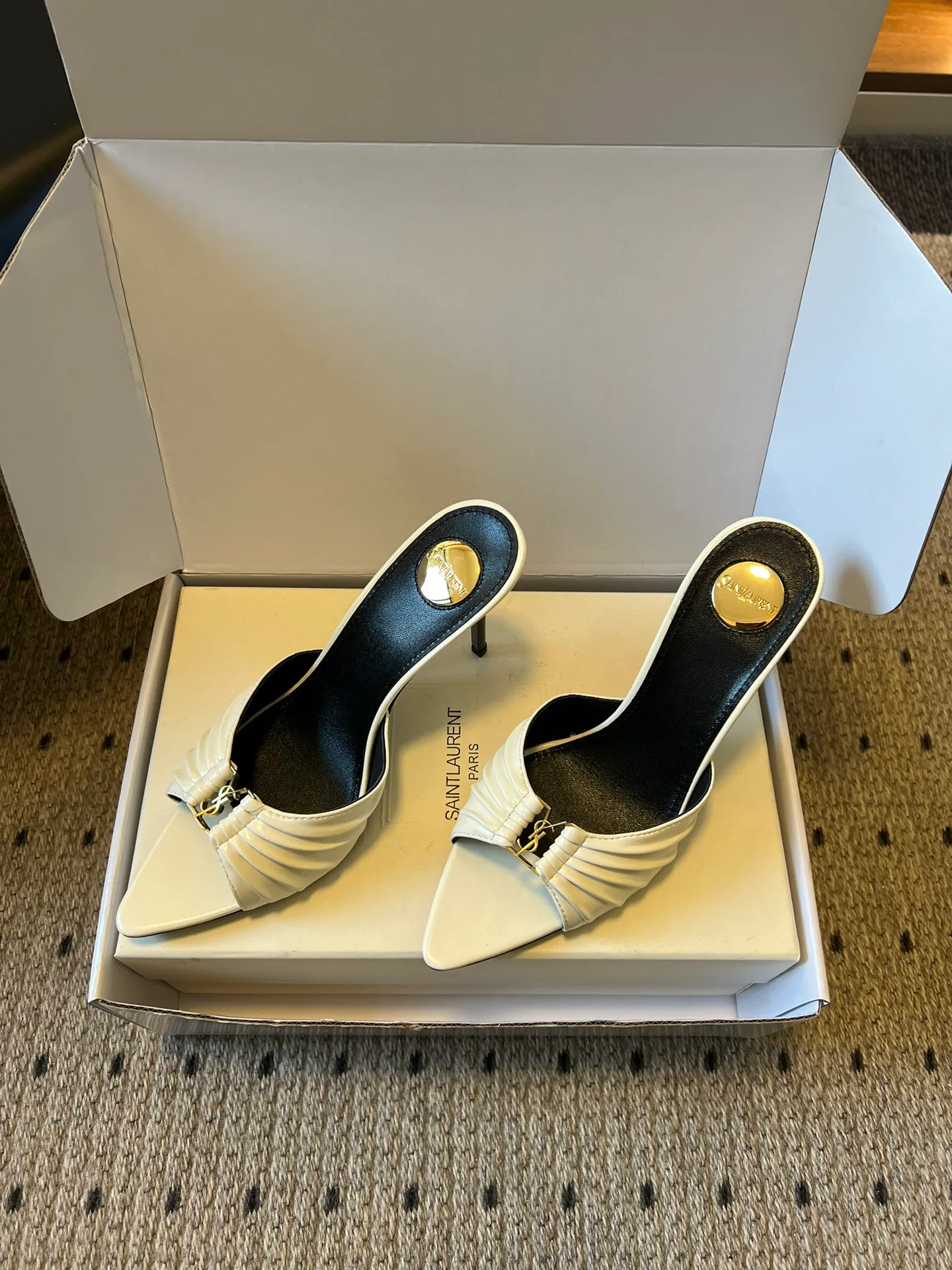 Босоножки Женские Saint Laurent 10835429