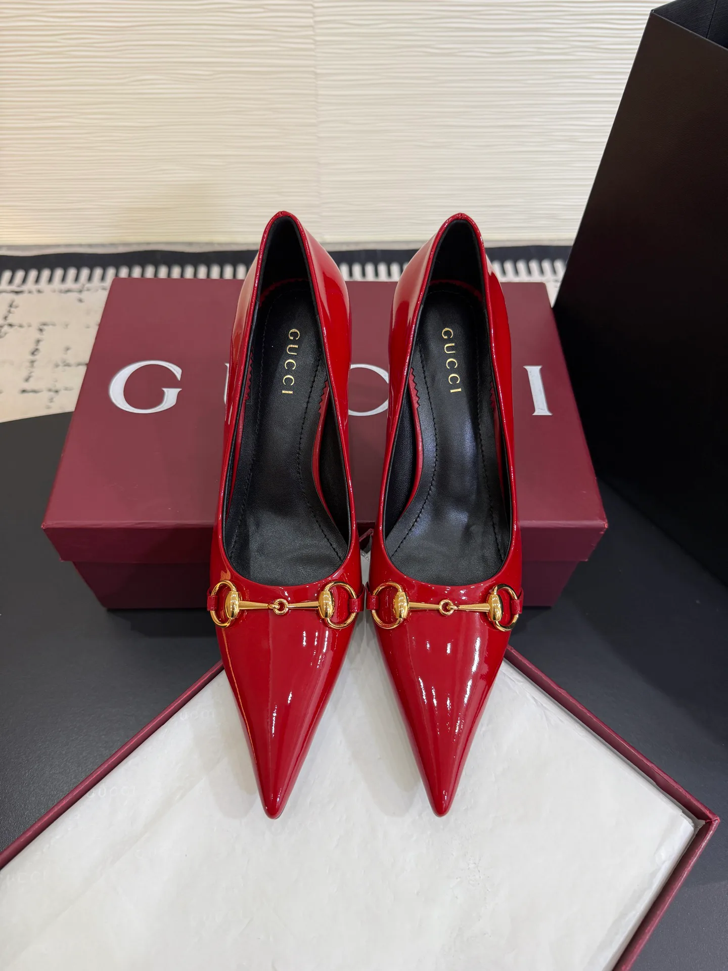 Туфли Женские Gucci 18444614
