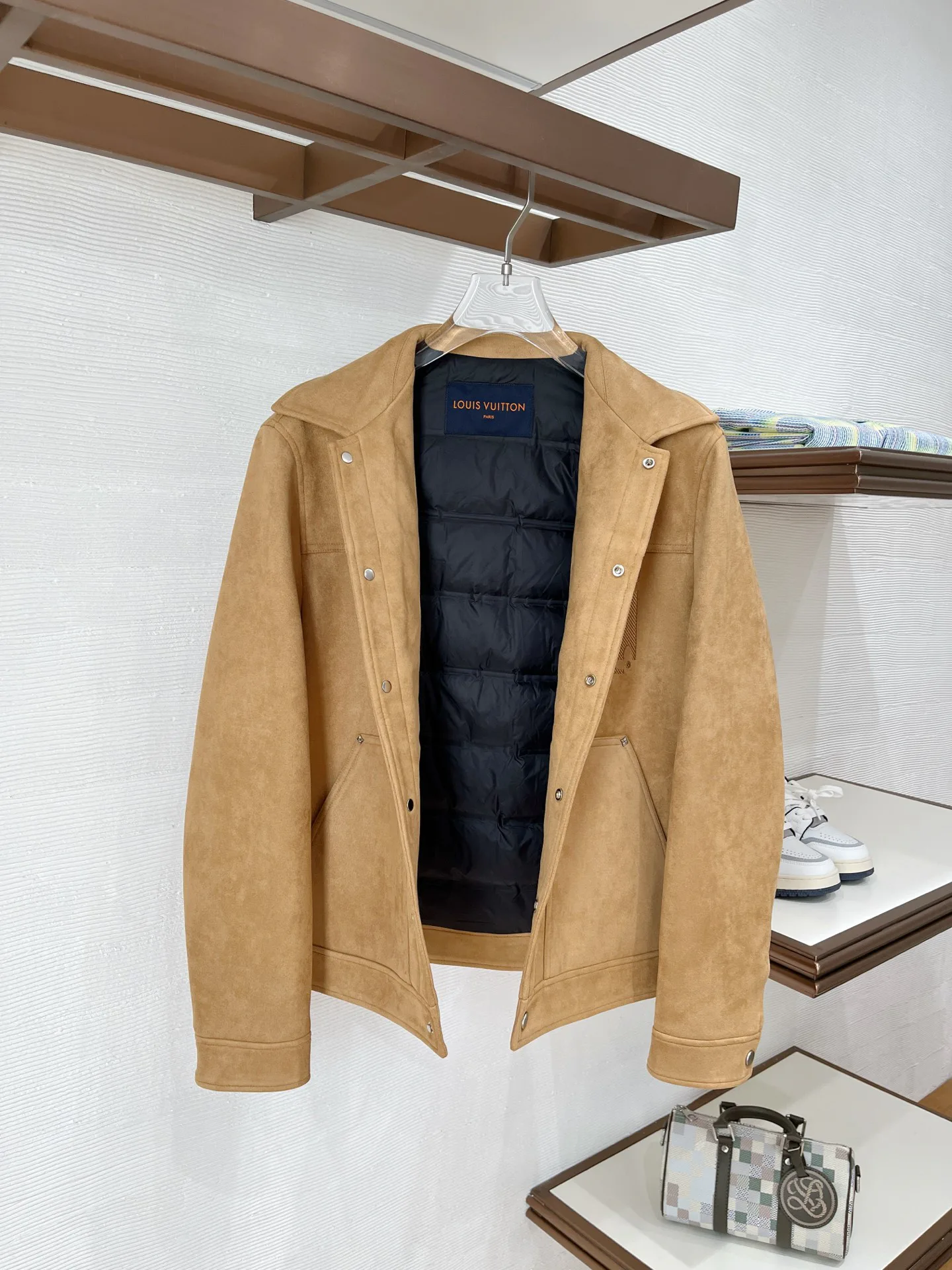 Куртки И Пуховики Мужские Louis Vuitton 1309592