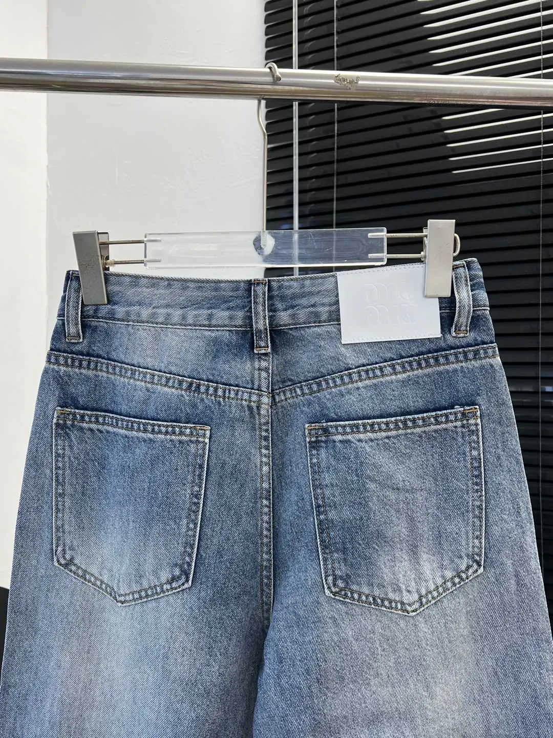 Джинсы Женские Miu Miu 13126199