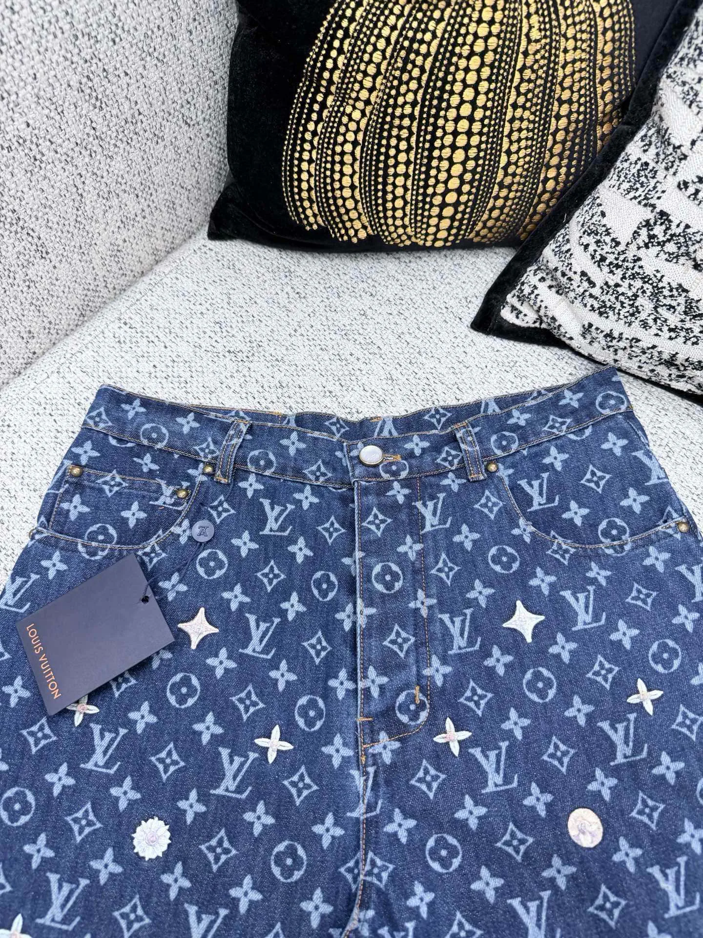 Джинсы Мужские Louis Vuitton 18395781