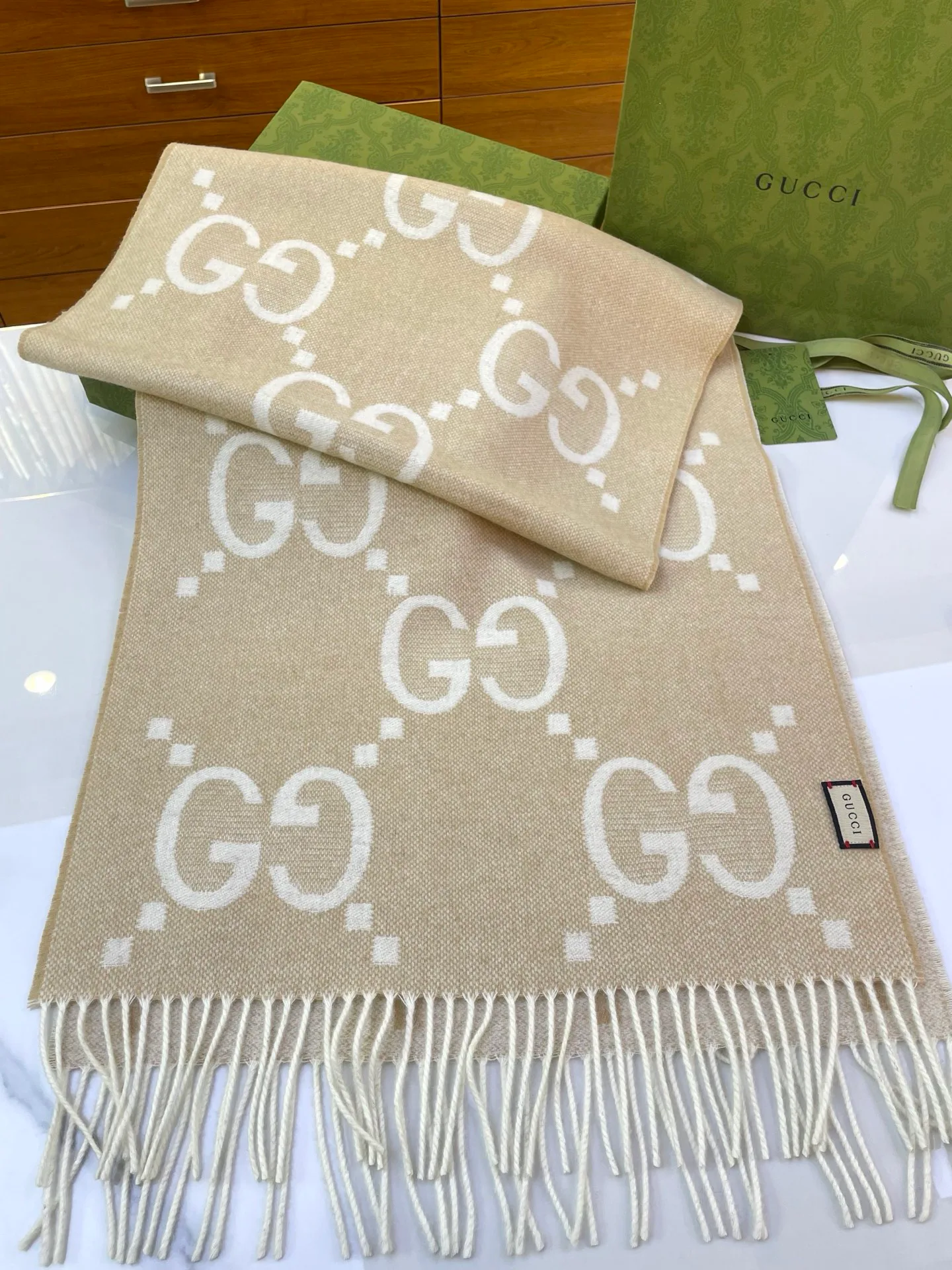 Шарфы Gucci 468190
