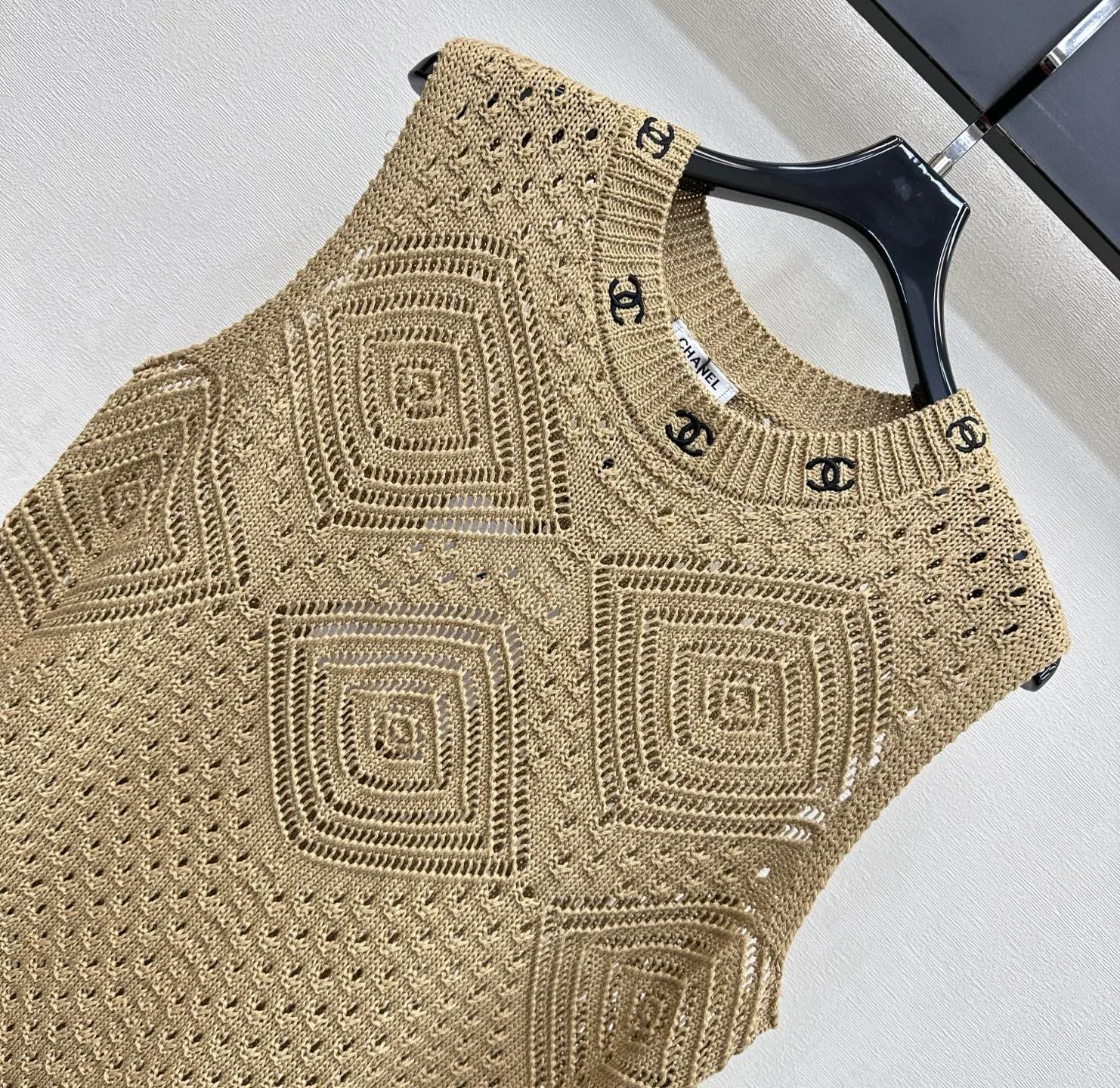 Жилеты Женские Chanel 13275407