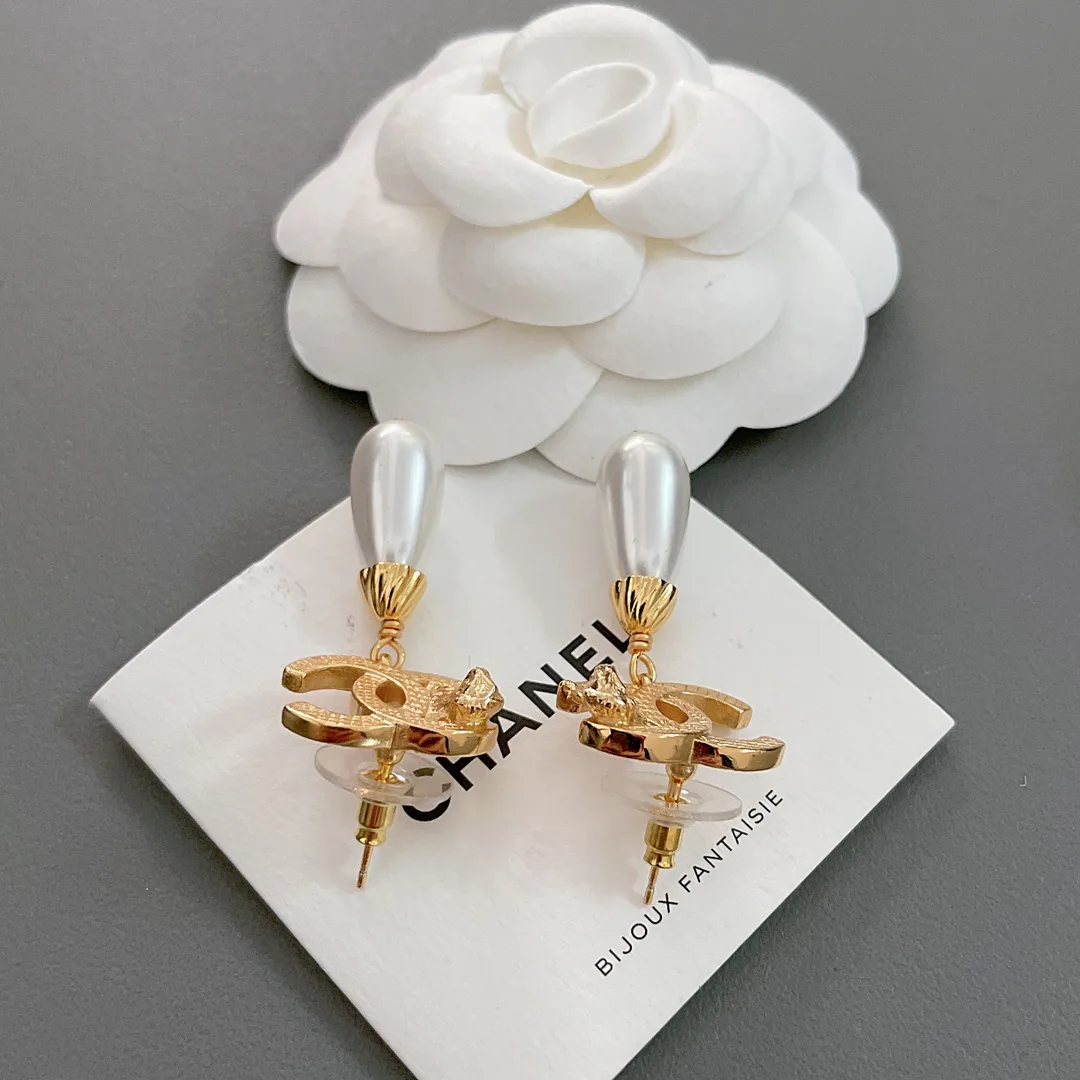 Бижутерия Chanel 11465456