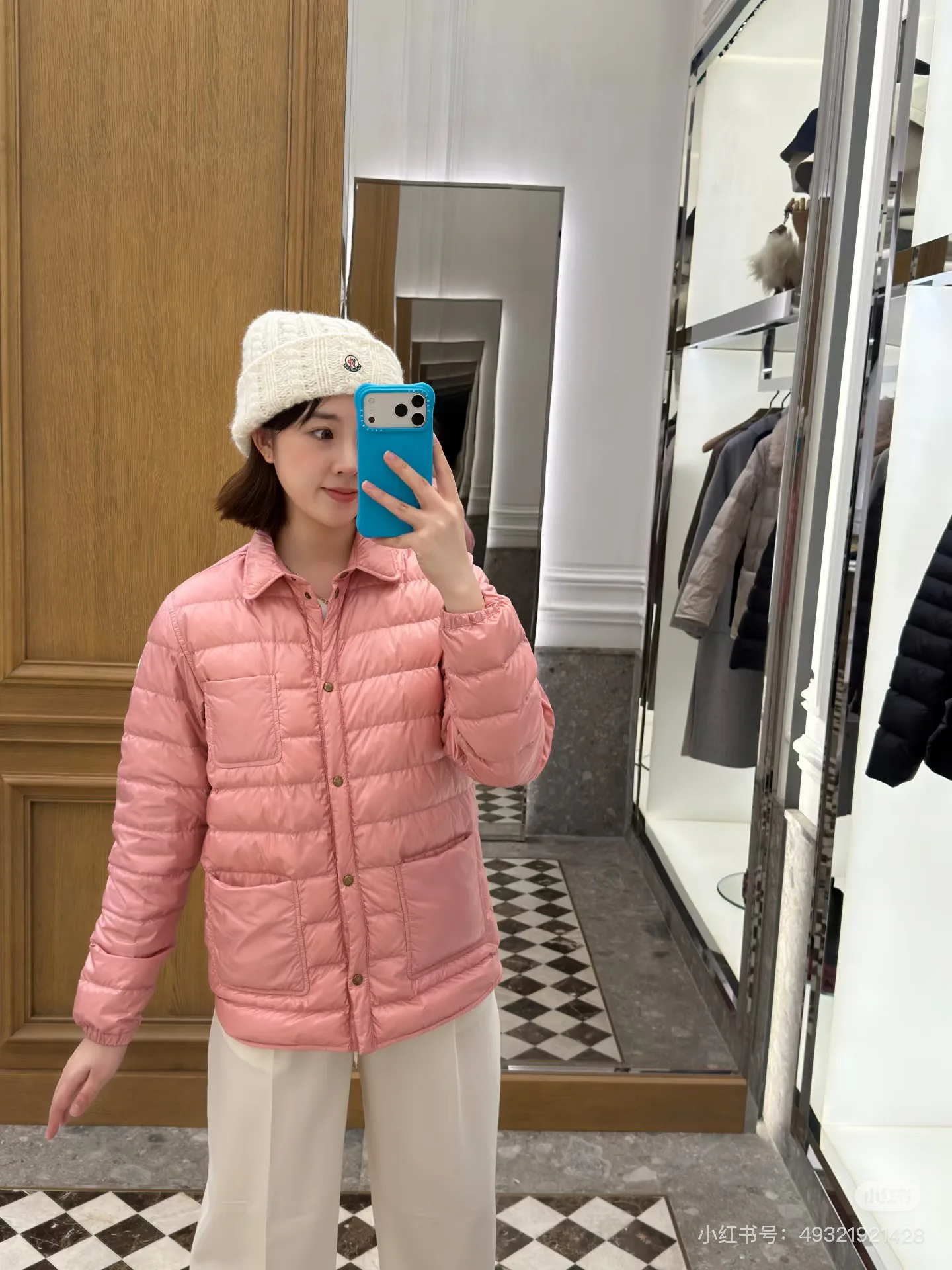 Куртки И Пуховики Женские Moncler 18113414