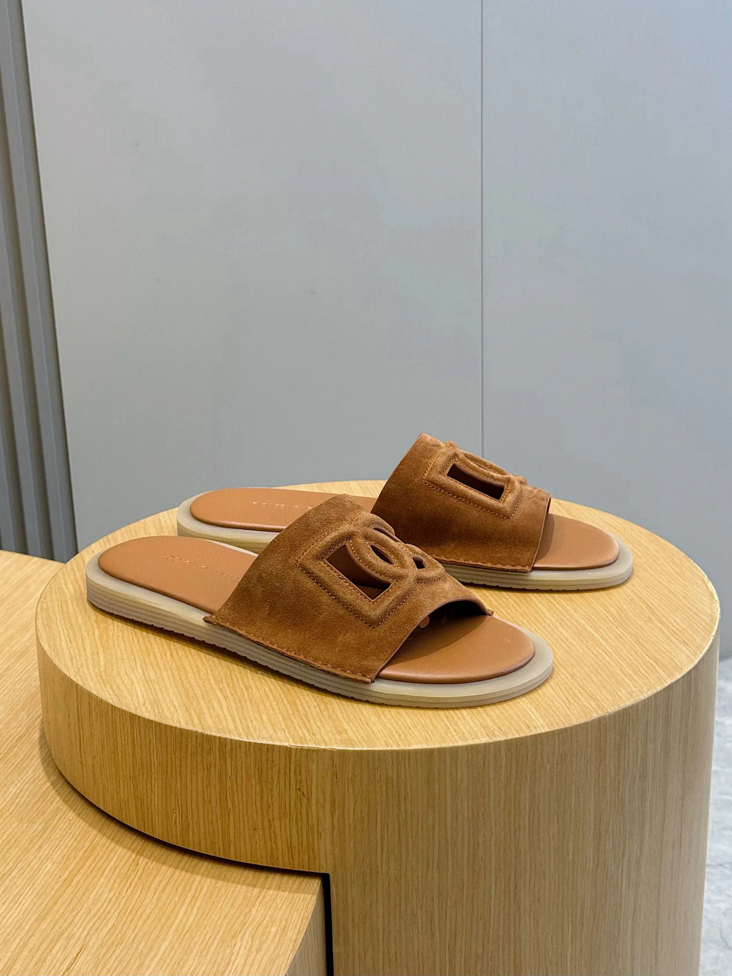 Шлепанцы Мужские Dolce & Gabbana 12768620