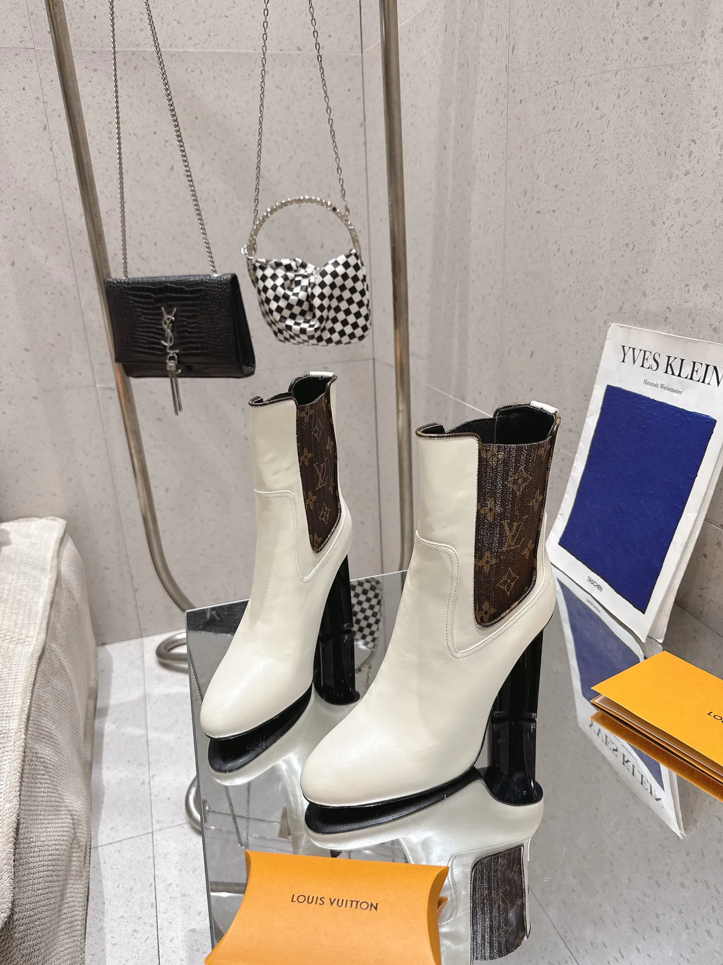 Ботильоны Женские Louis Vuitton 146951