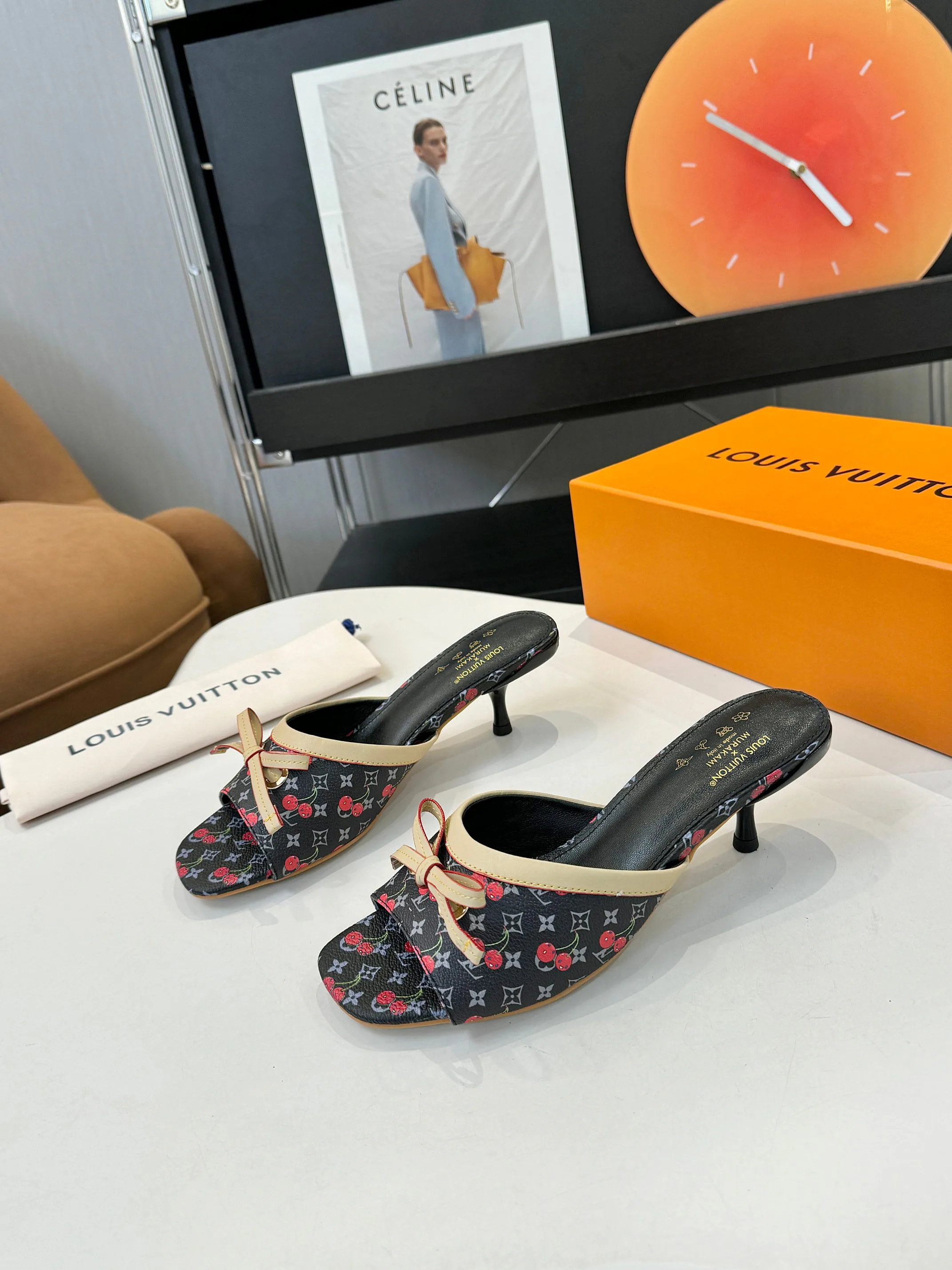 Босоножки Женские Louis Vuitton 11190680