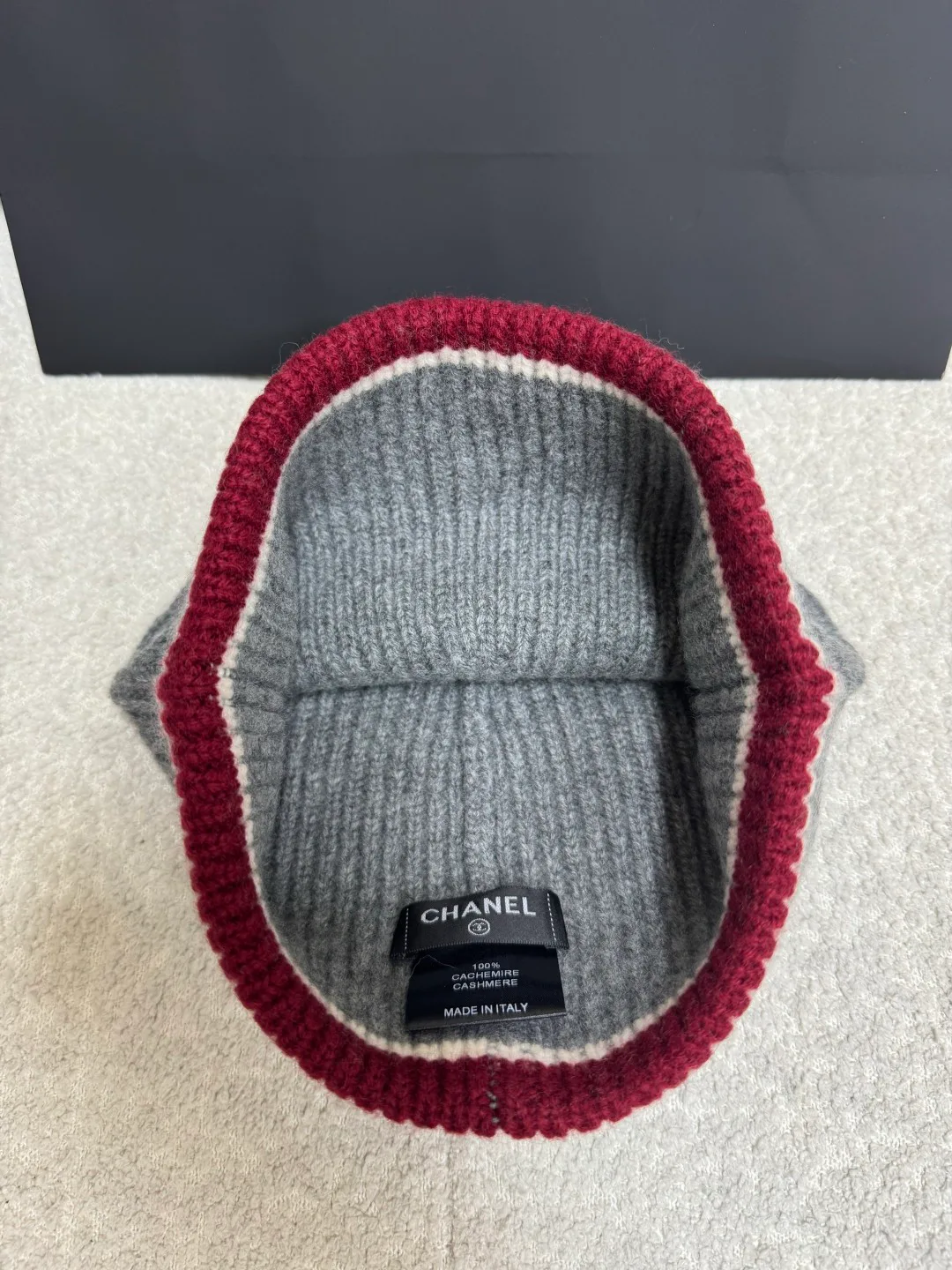 Головные Уборы Chanel 17727816