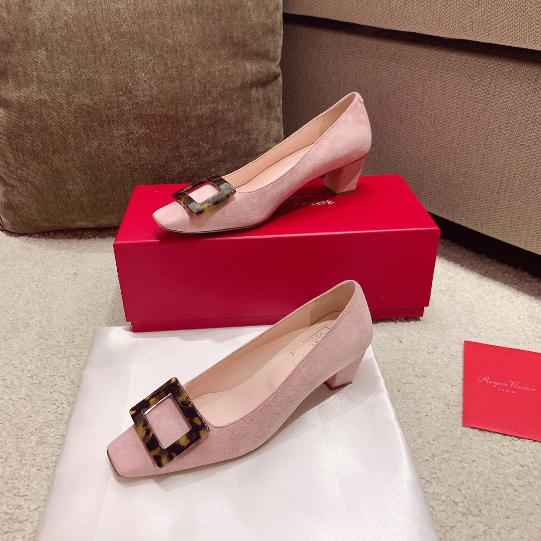 Туфли Женские Roger Vivier 17550729