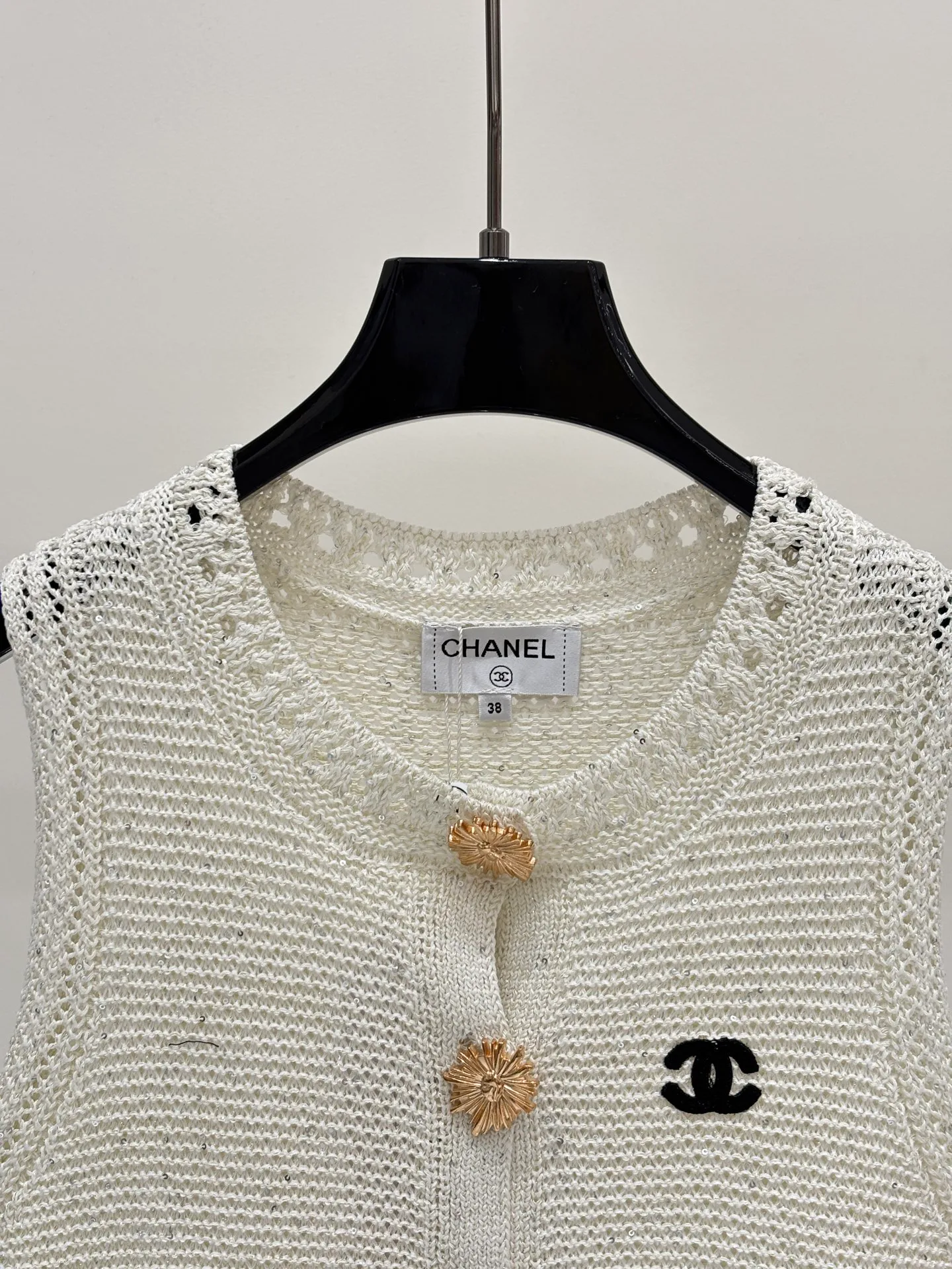 Жилеты Женские Chanel 17612124
