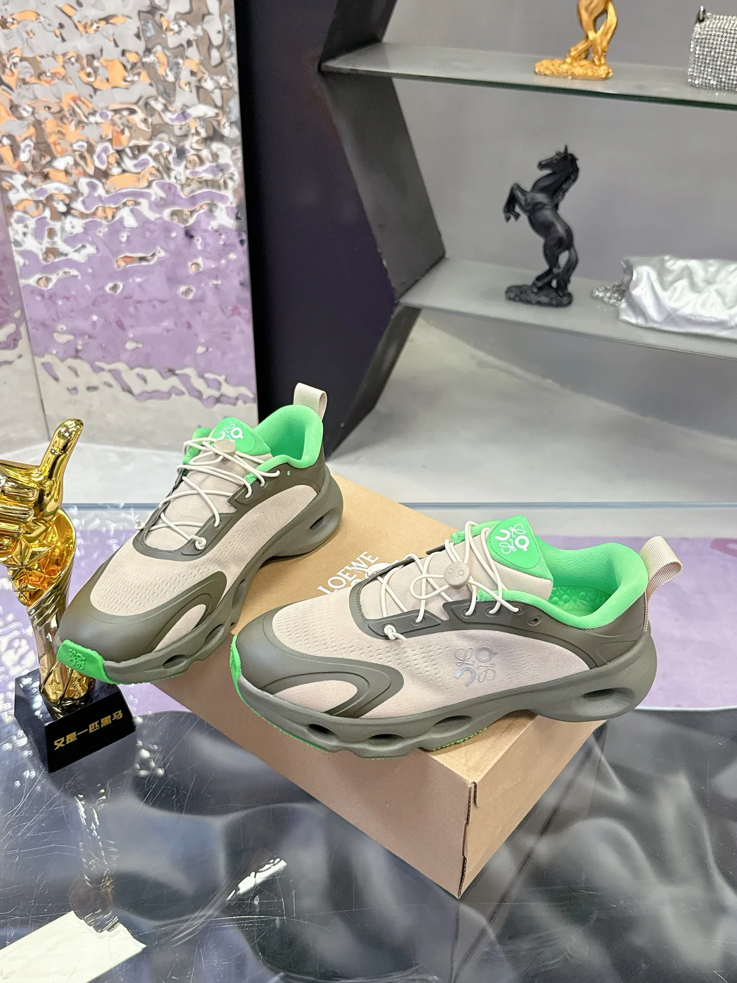 Кроссовки Женские Loewe 176082