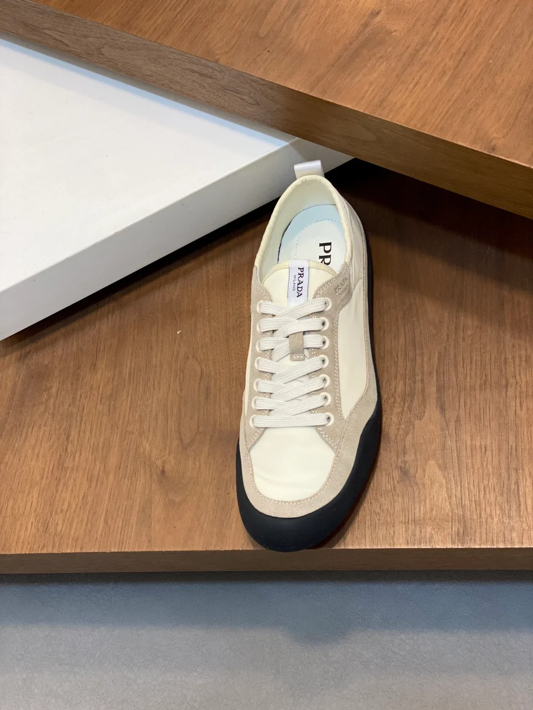 Кроссовки Мужские Prada 12621309