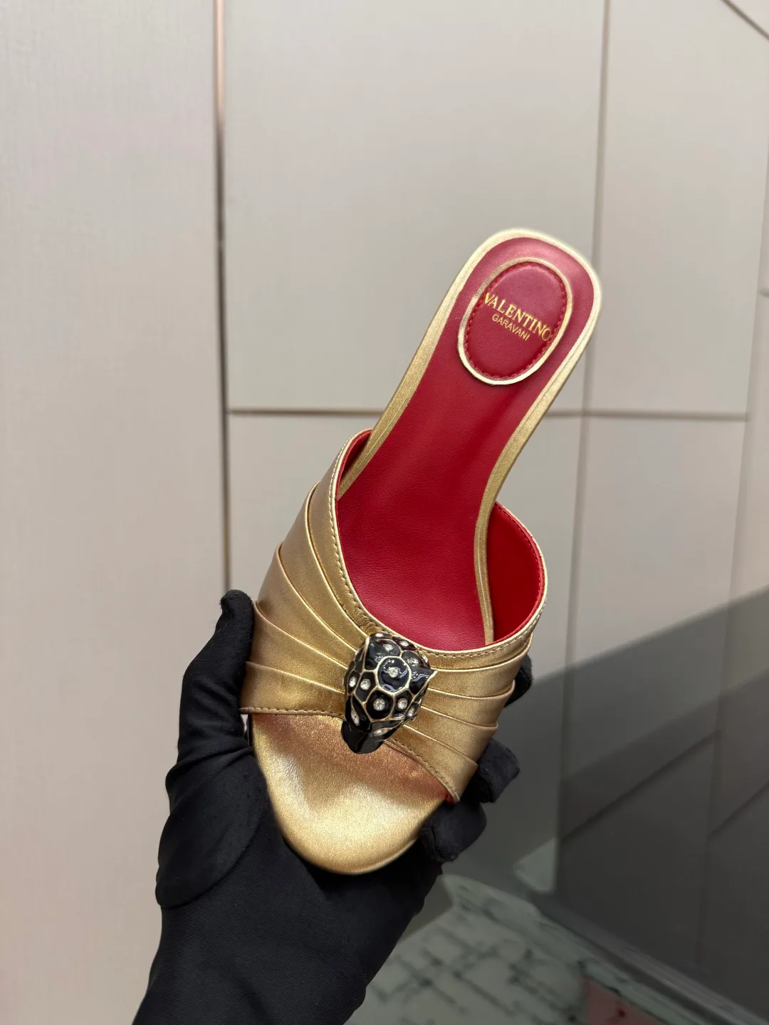 Босоножки Женские Valentino 18049039