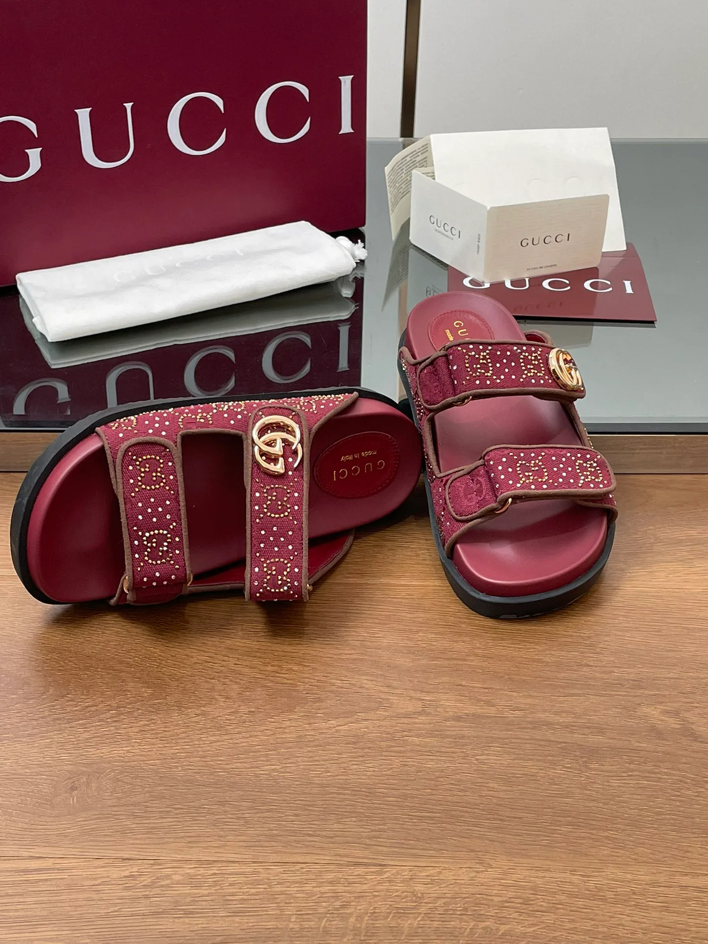 Шлепанцы Женские Gucci 8161