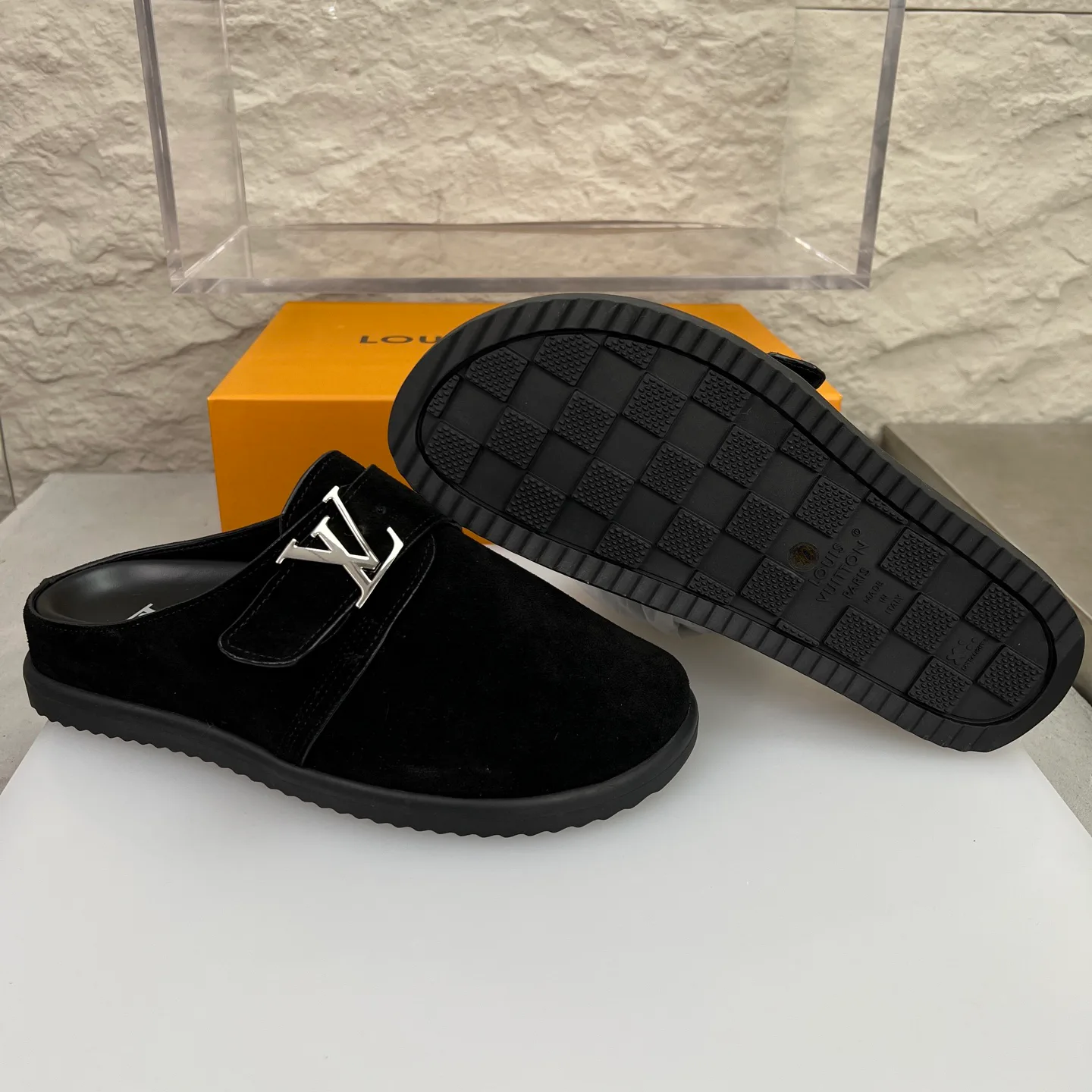 Шлепанцы Мужские Louis Vuitton 1334394