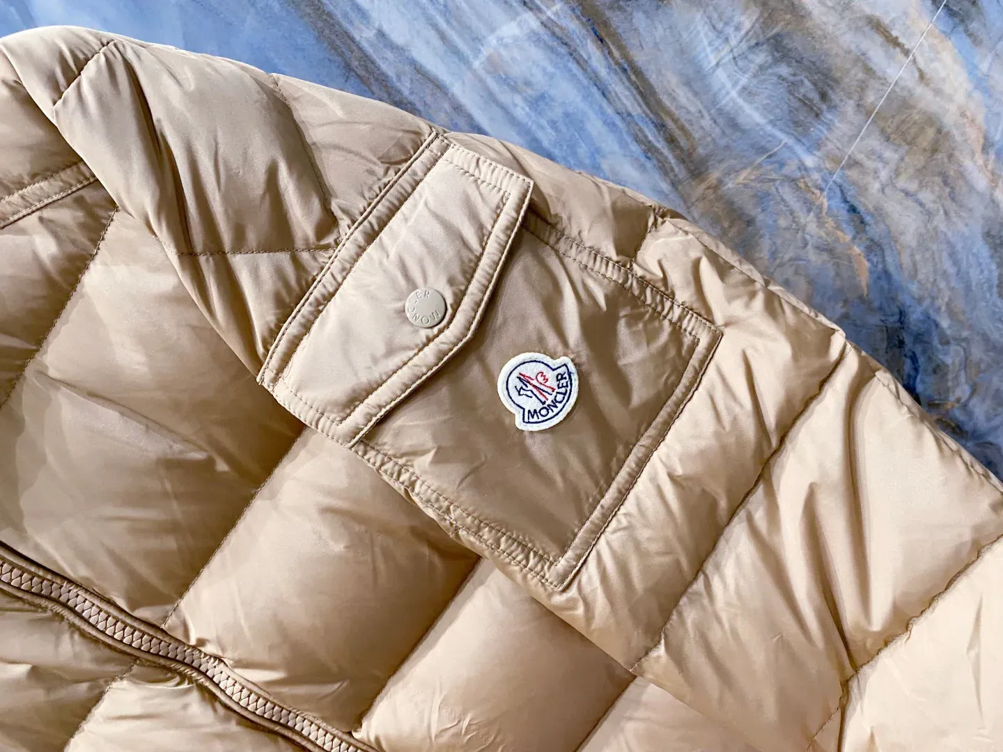 Куртки И Пуховики Мужские Moncler 235466
