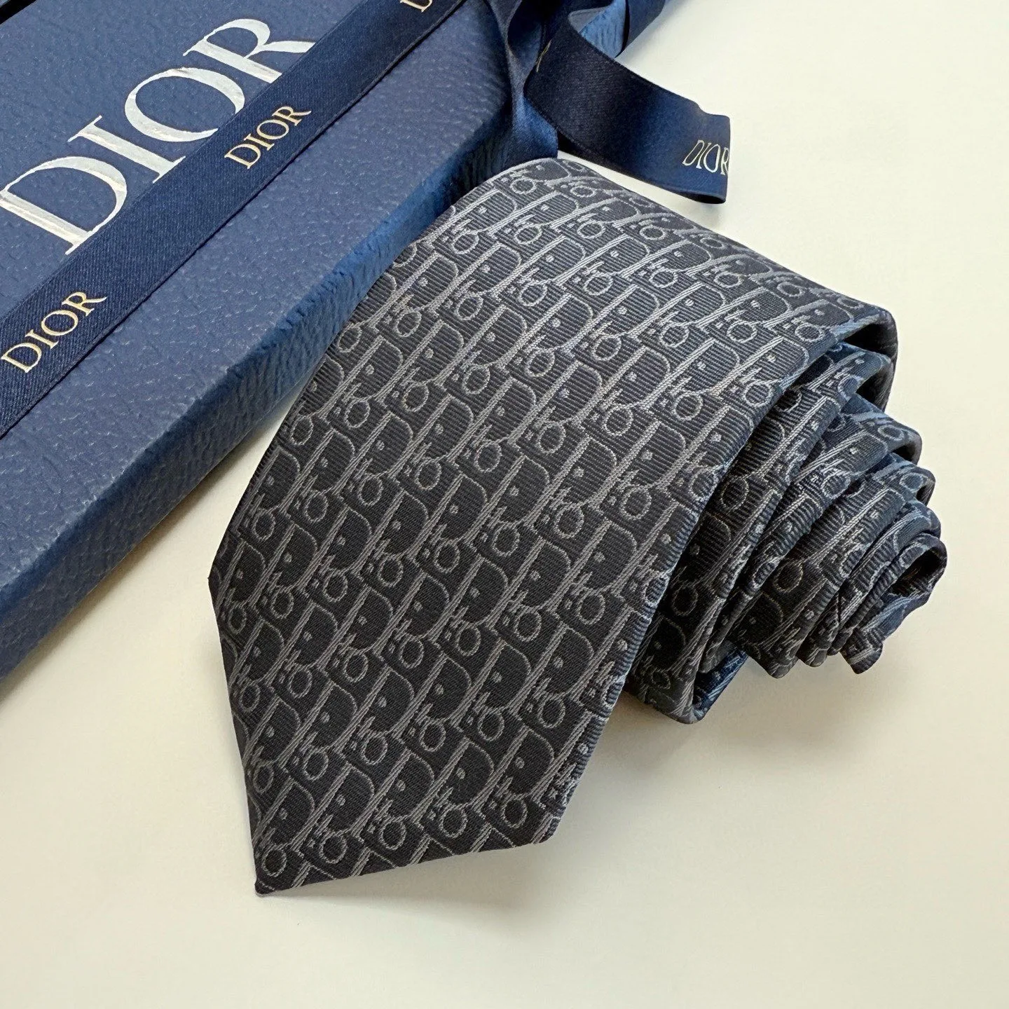 Платки Christian Dior 10695738