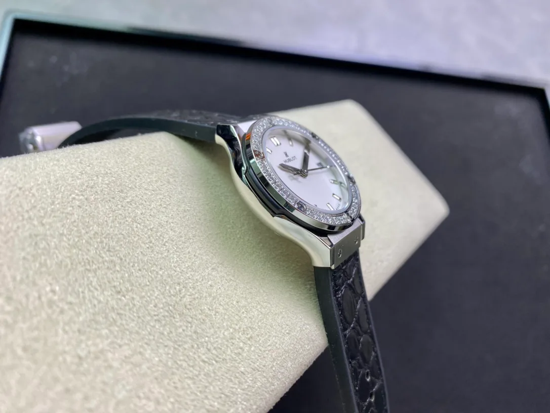 Часы Женские Hublot 17629723