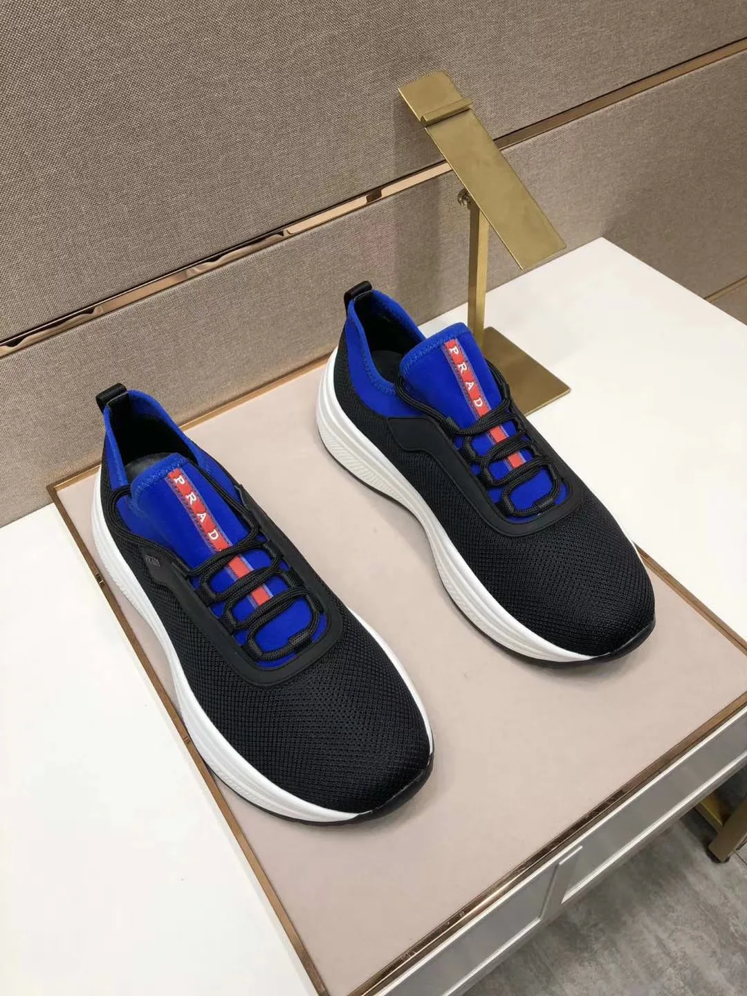 Кроссовки Мужские Prada 10844547