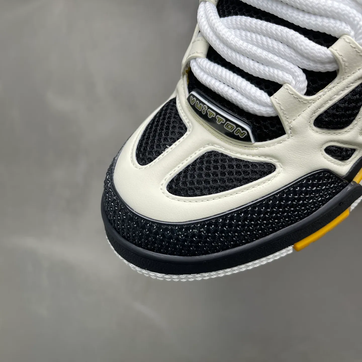 Кроссовки Женские Louis Vuitton 168930