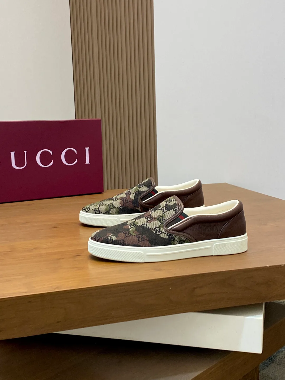 Кроссовки Мужские Gucci 13428258