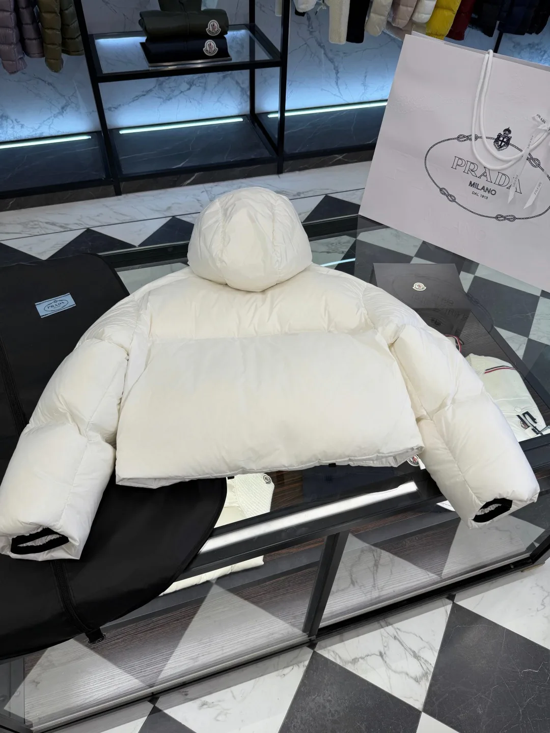 Куртки И Пуховики Женские Prada 19964149