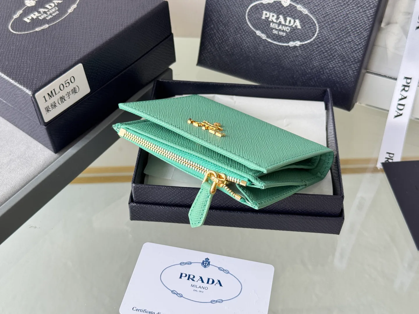 Клатчи Женские Prada 17999978