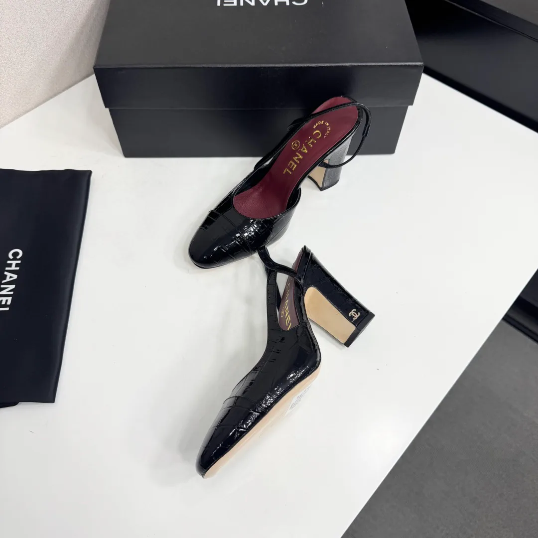 Туфли Женские Chanel 19655657