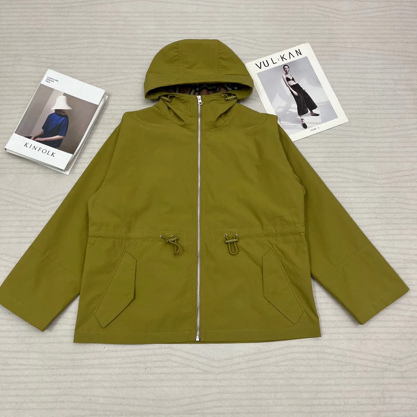Куртки И Пуховики Женские Burberry 11214290