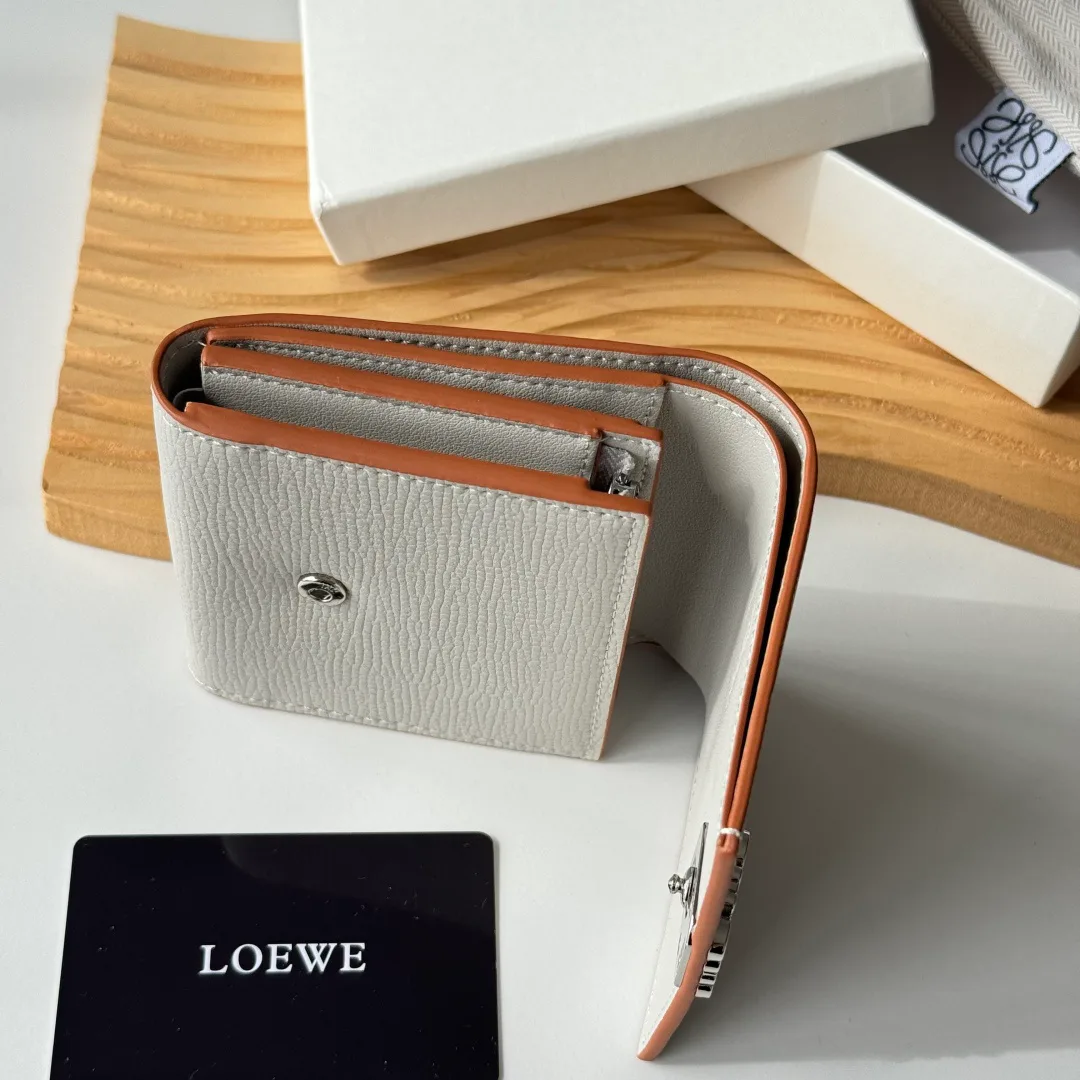 Клатчи Женские Loewe 617223