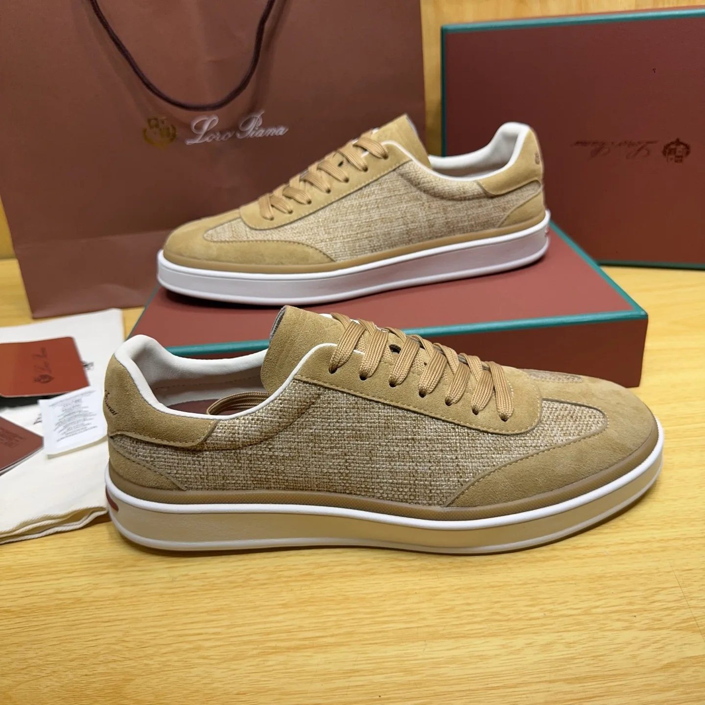 Кроссовки Женские Loro Piana 18263655