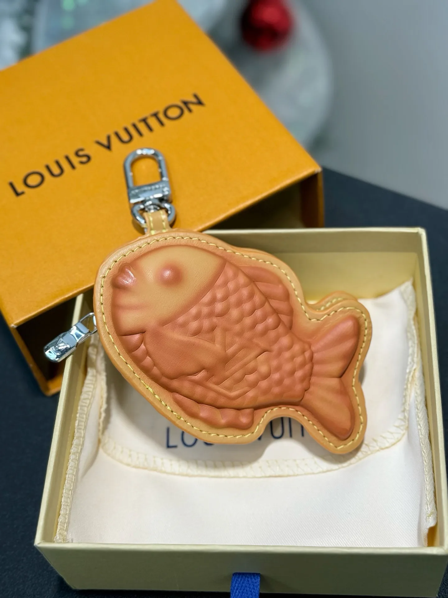 Ключницы Louis Vuitton 18577407