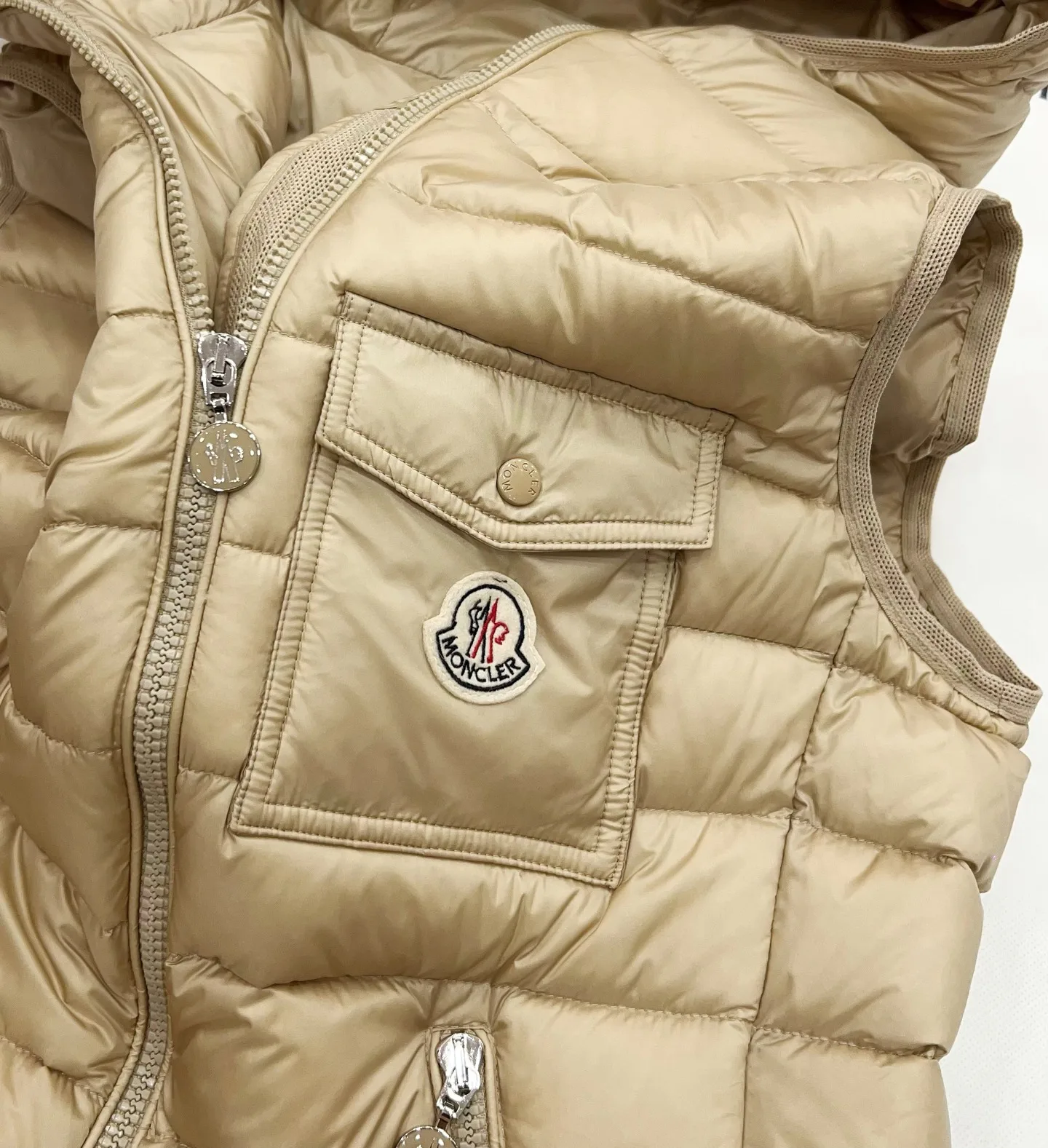 Жилеты Женские Moncler 18566227