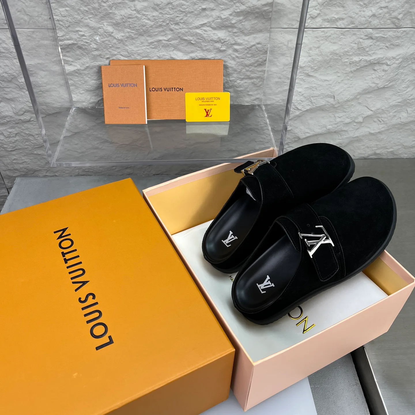 Шлепанцы Мужские Louis Vuitton 1334394