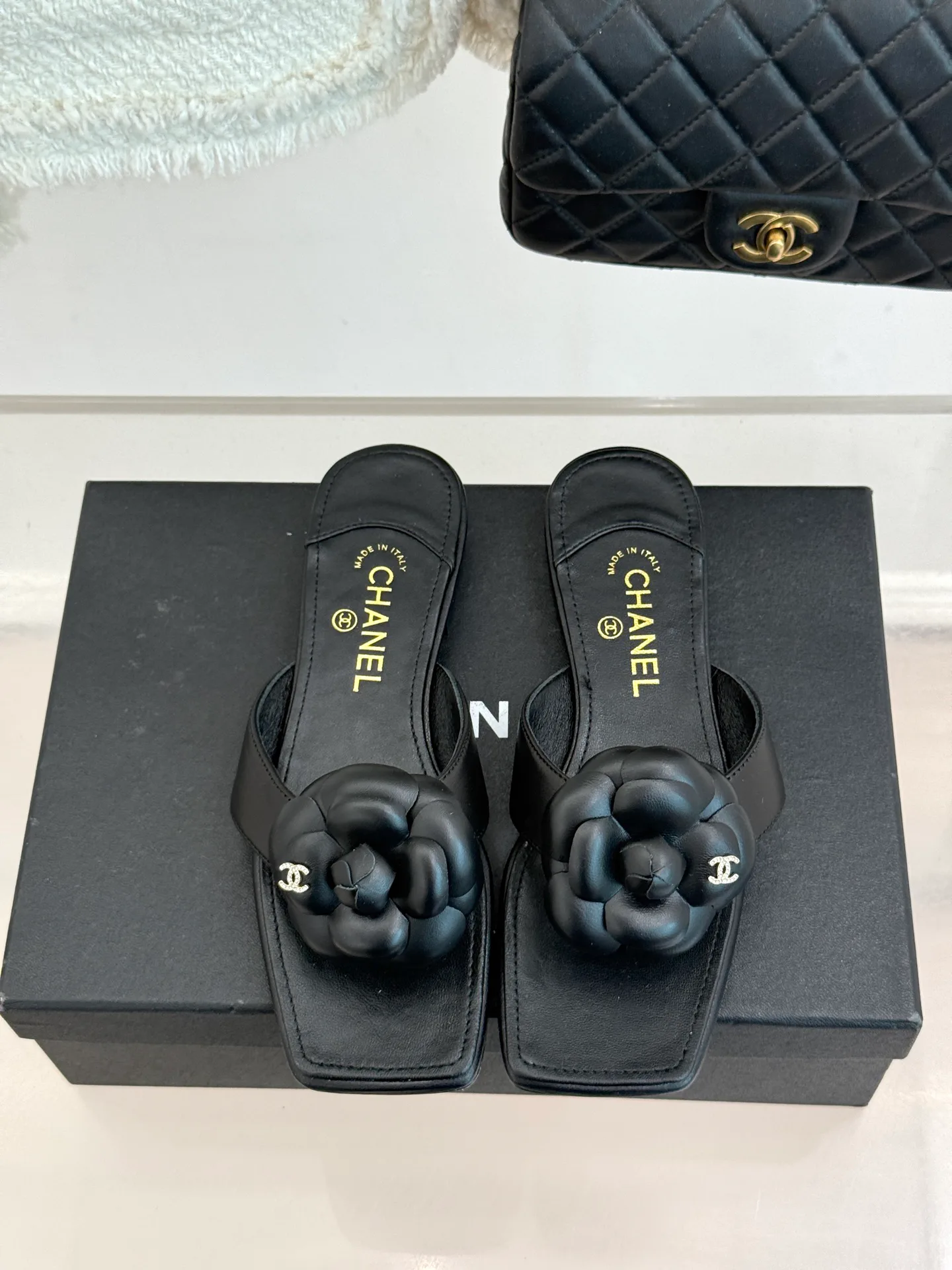 Шлепанцы Женские Chanel 13151664