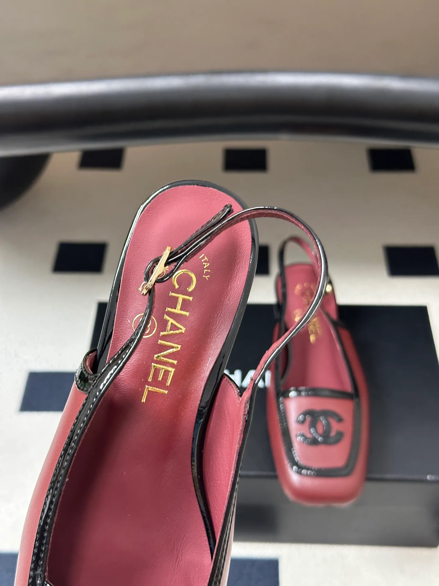 Босоножки Женские Chanel 18041939