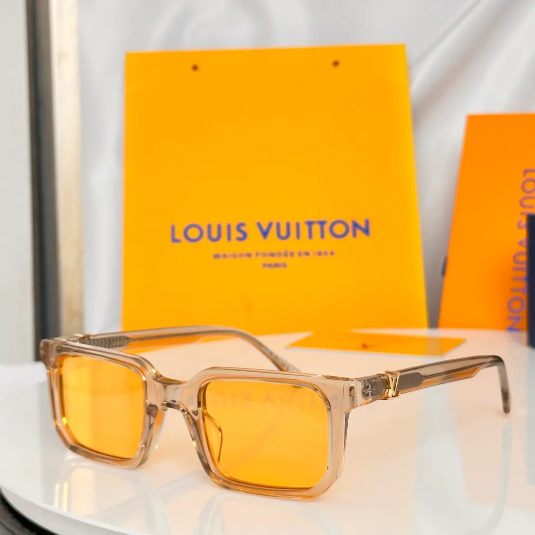 Очки Louis Vuitton 17017554