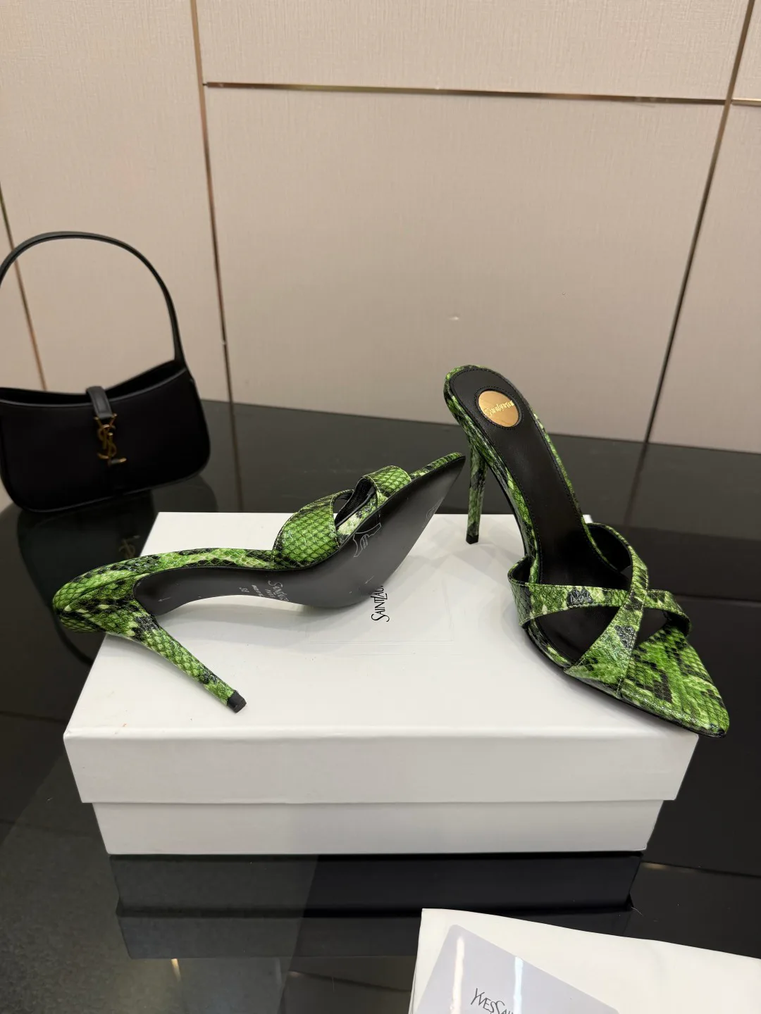 Босоножки Женские Saint Laurent 11409901