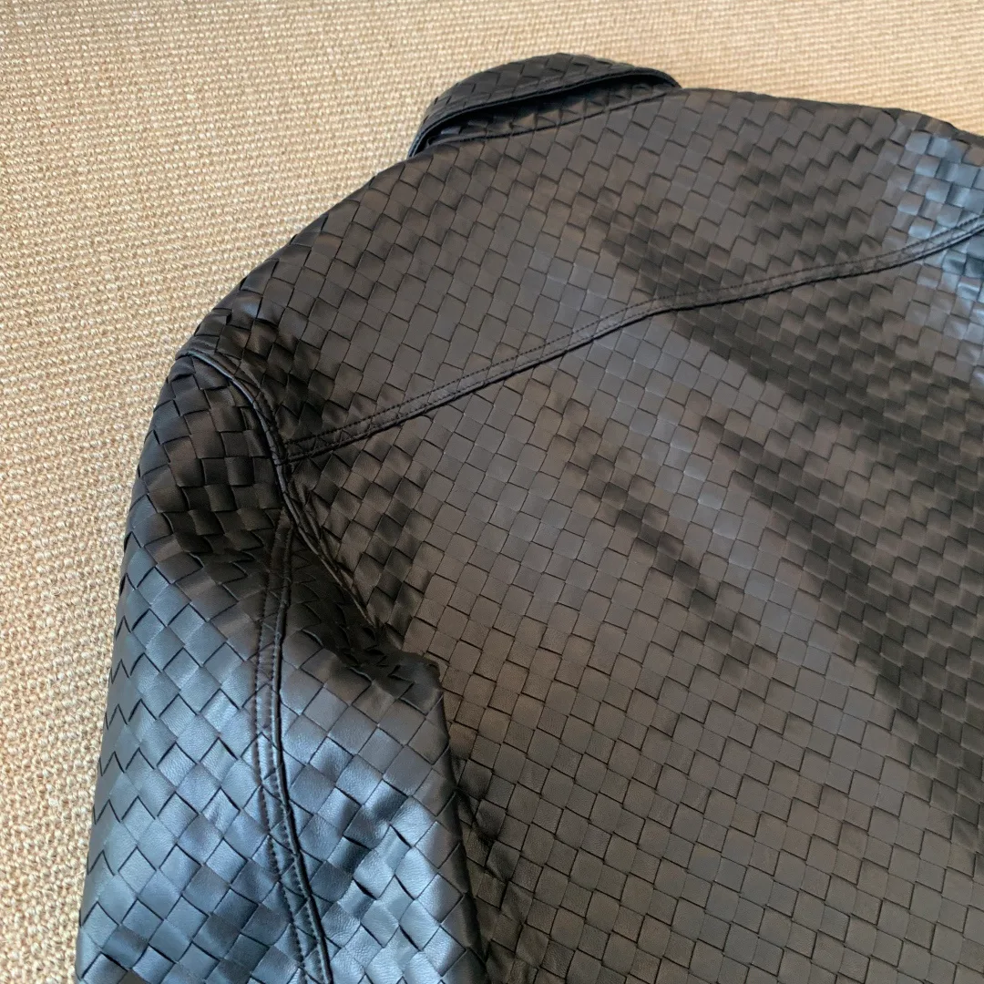 Кожаные Куртки И Дублёнки Женские Bottega Veneta 17930820