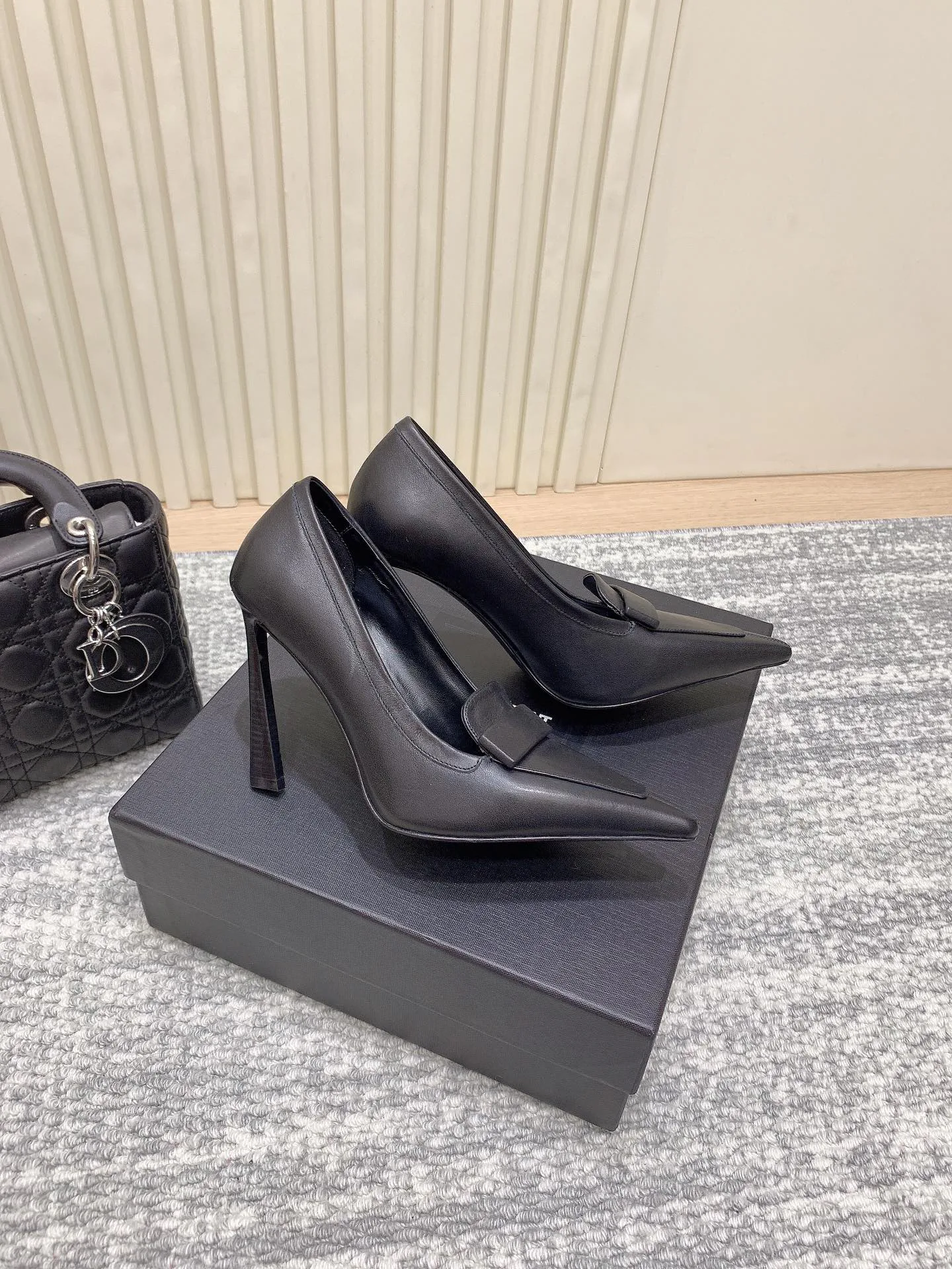 Туфли Женские Saint Laurent 17431940