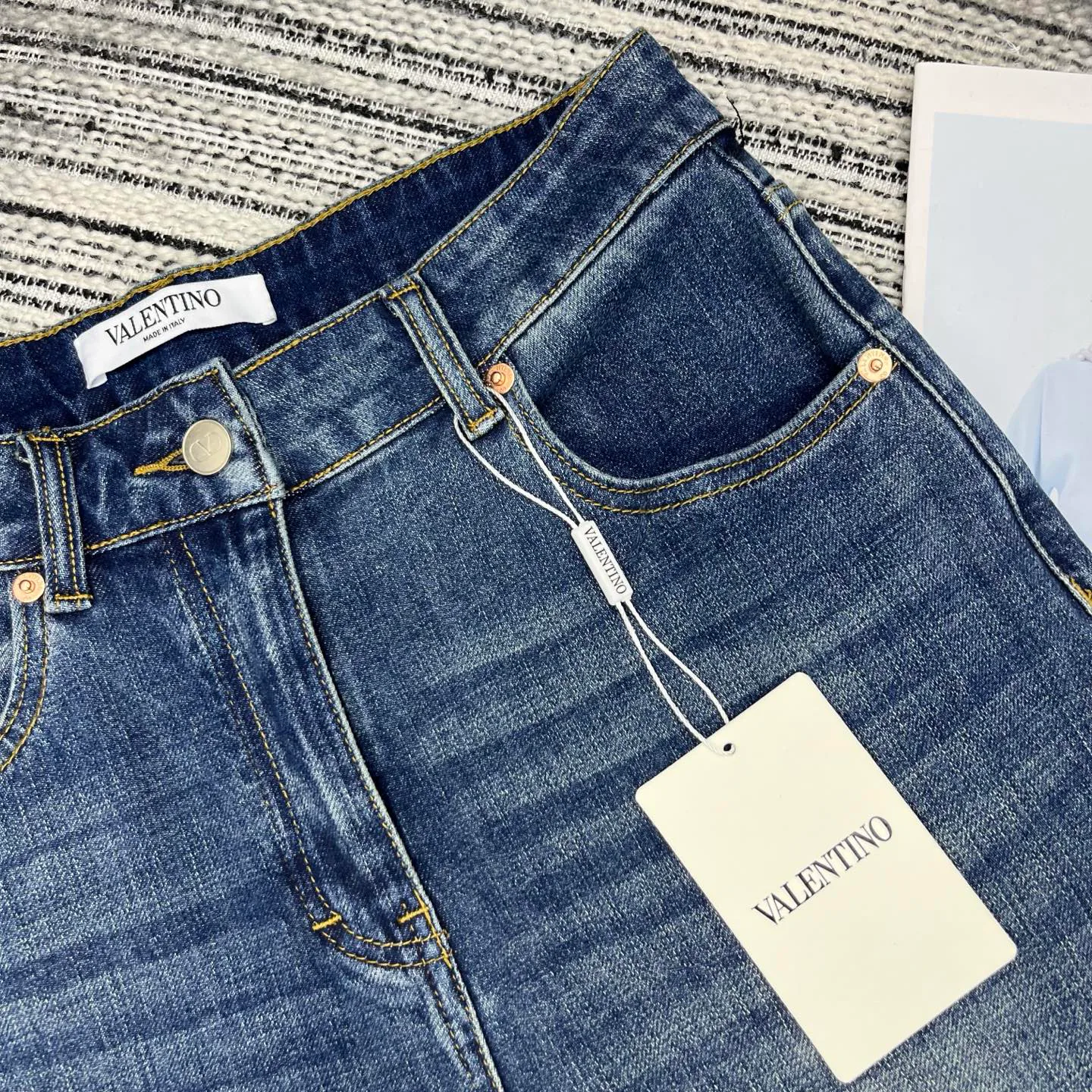 Джинсы Женские Valentino 11690248