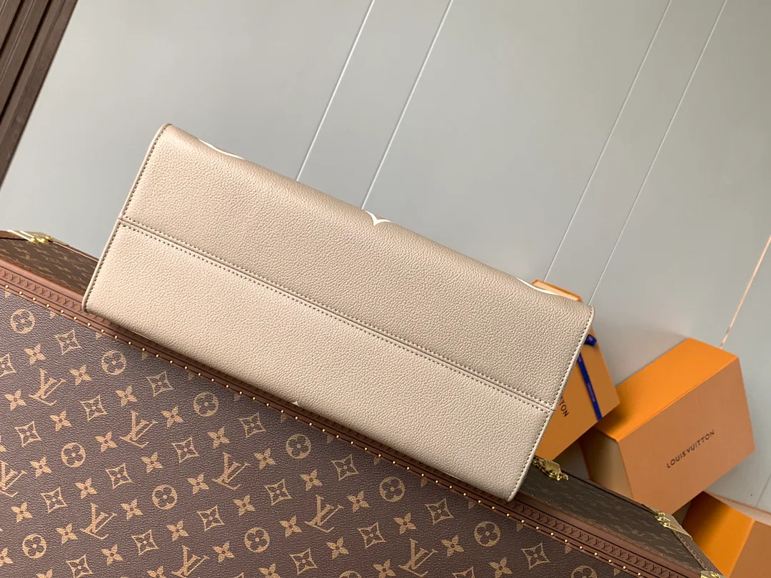 Классические Сумки Женские Louis Vuitton 18148126