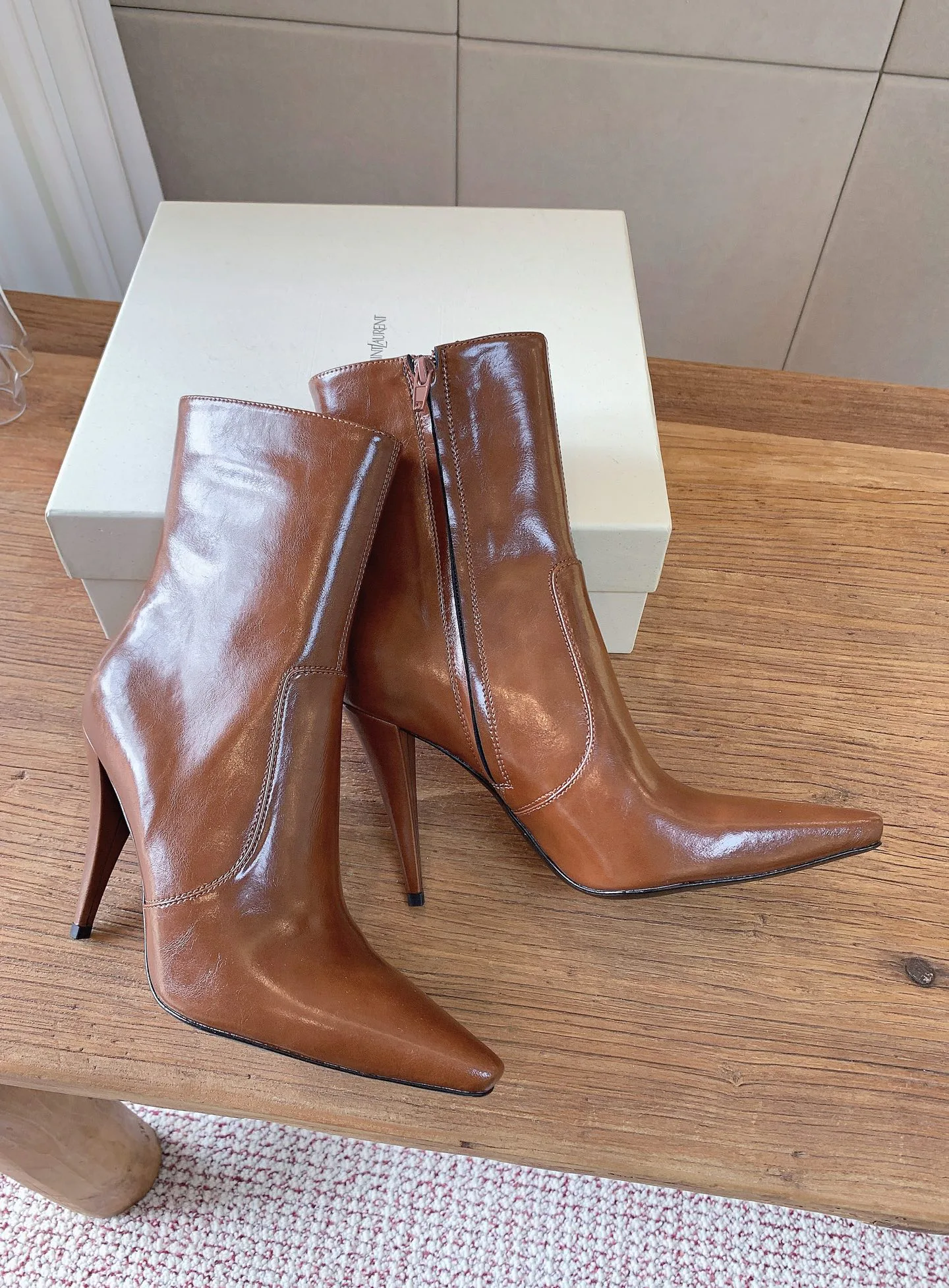 Ботильоны Женские Saint Laurent 18365303