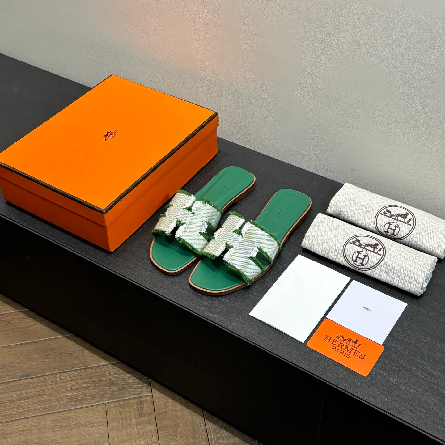 Шлепанцы Женские Hermes 1823105