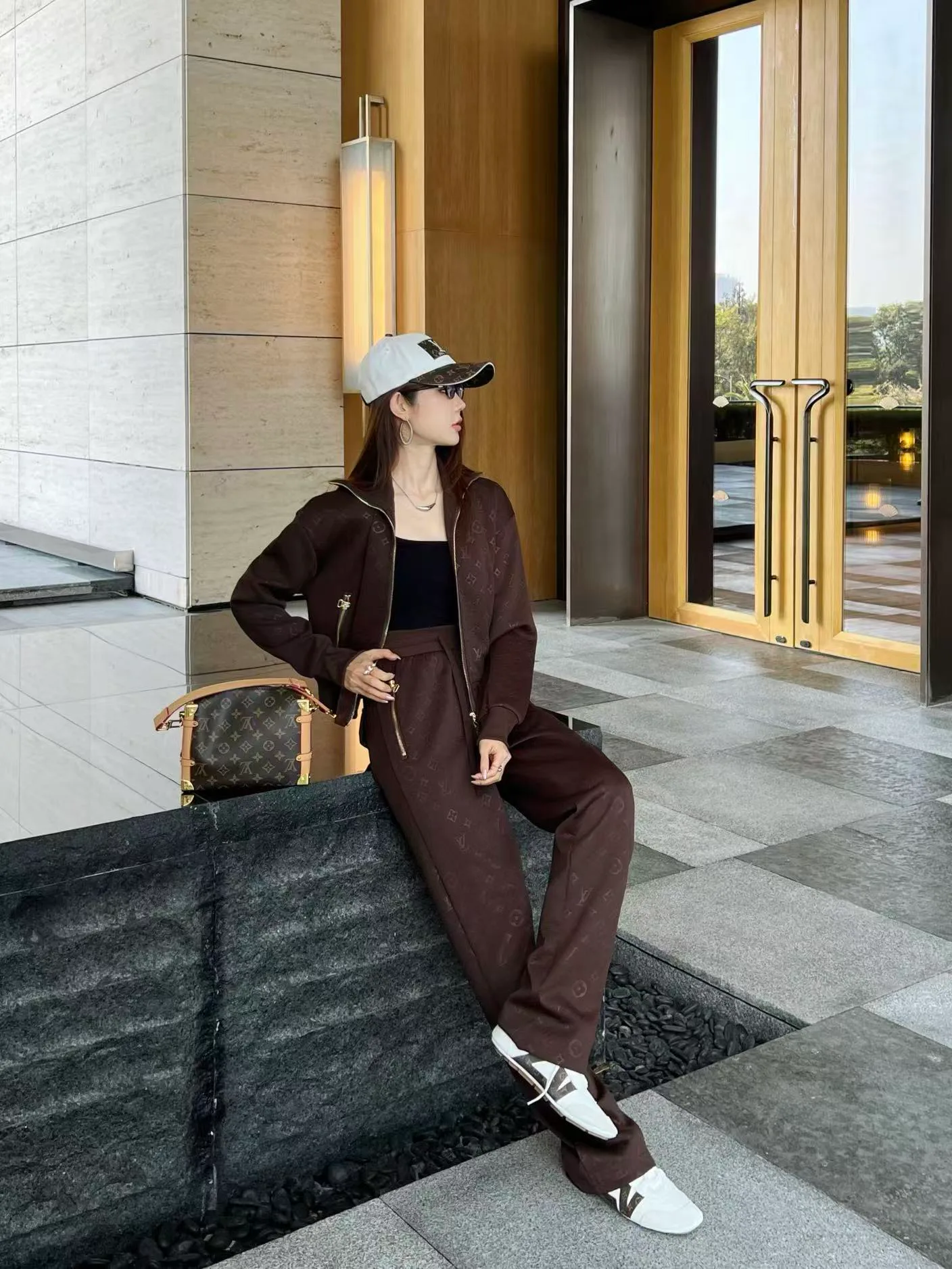 Костюмы Женские Louis Vuitton 10857653