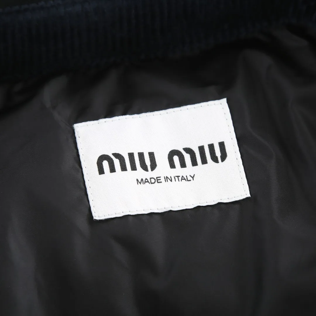 Куртки И Пуховики Женские Miu Miu 17907691