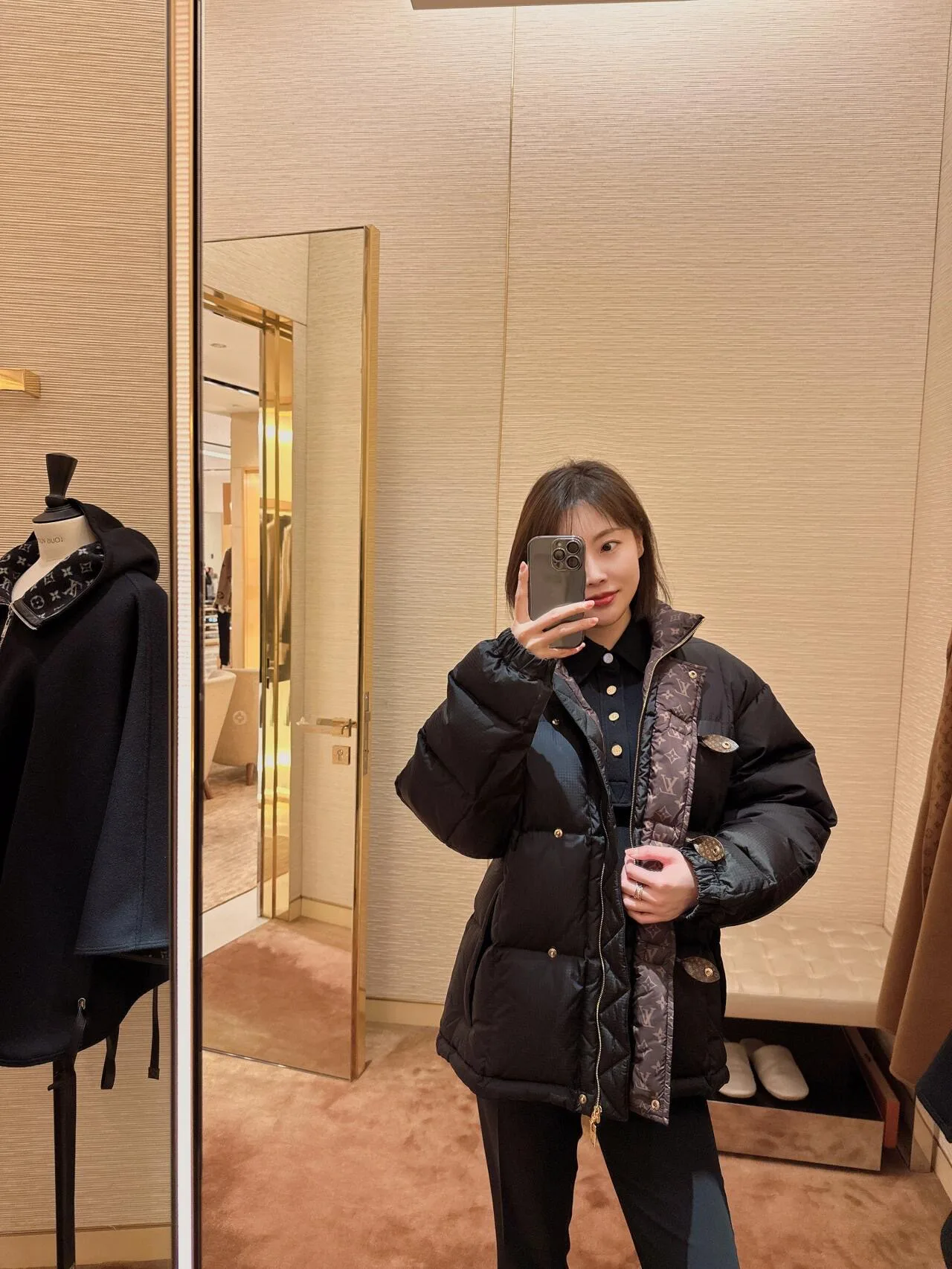 Куртки И Пуховики Женские Louis Vuitton 5929125